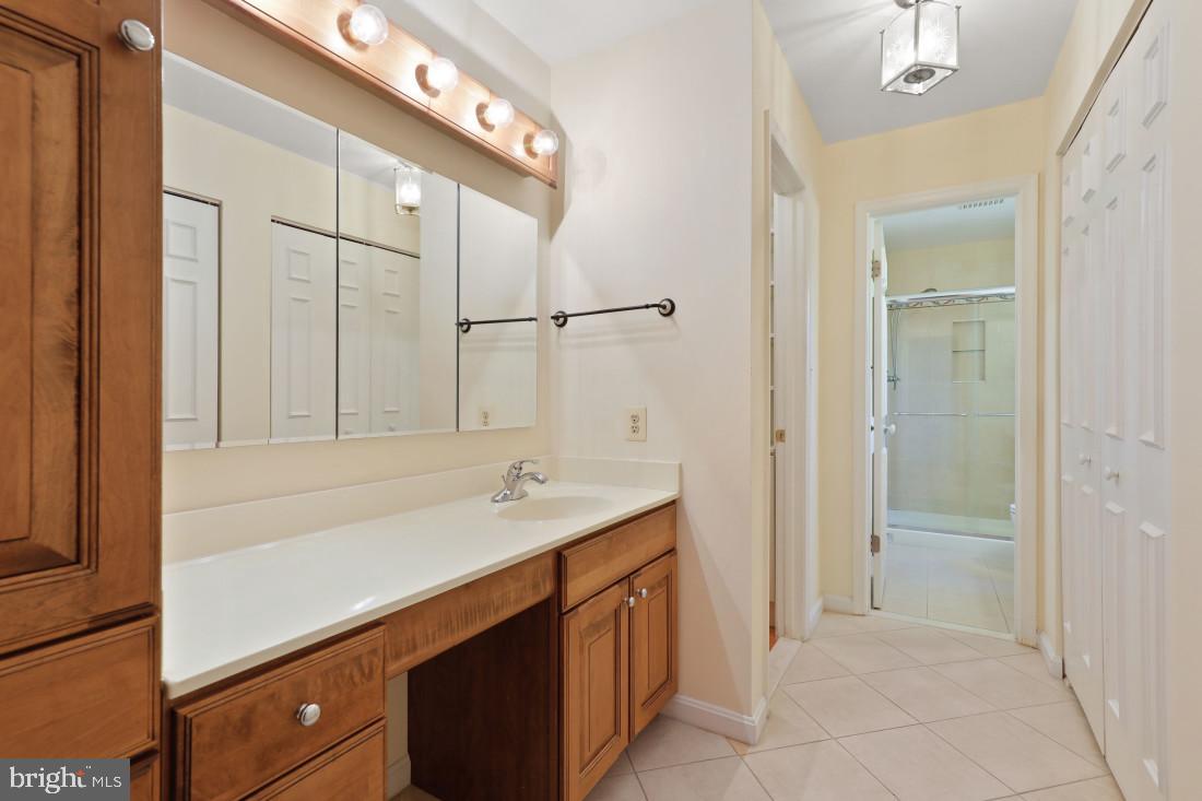 OLNEY OAKS - Residential