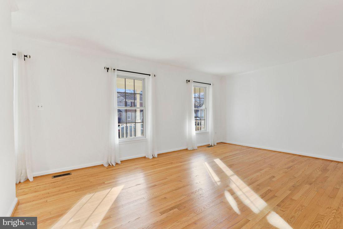 OLNEY OAKS - Residential