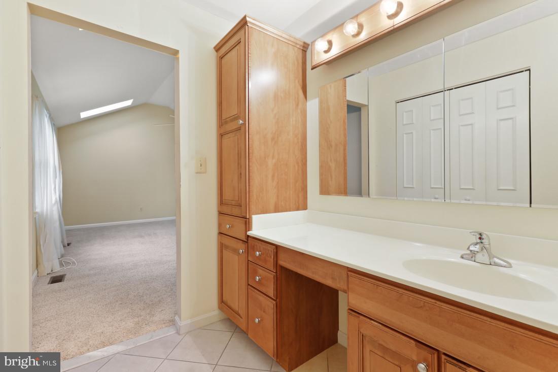 OLNEY OAKS - Residential