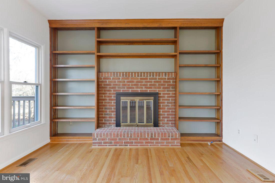 OLNEY OAKS - Residential