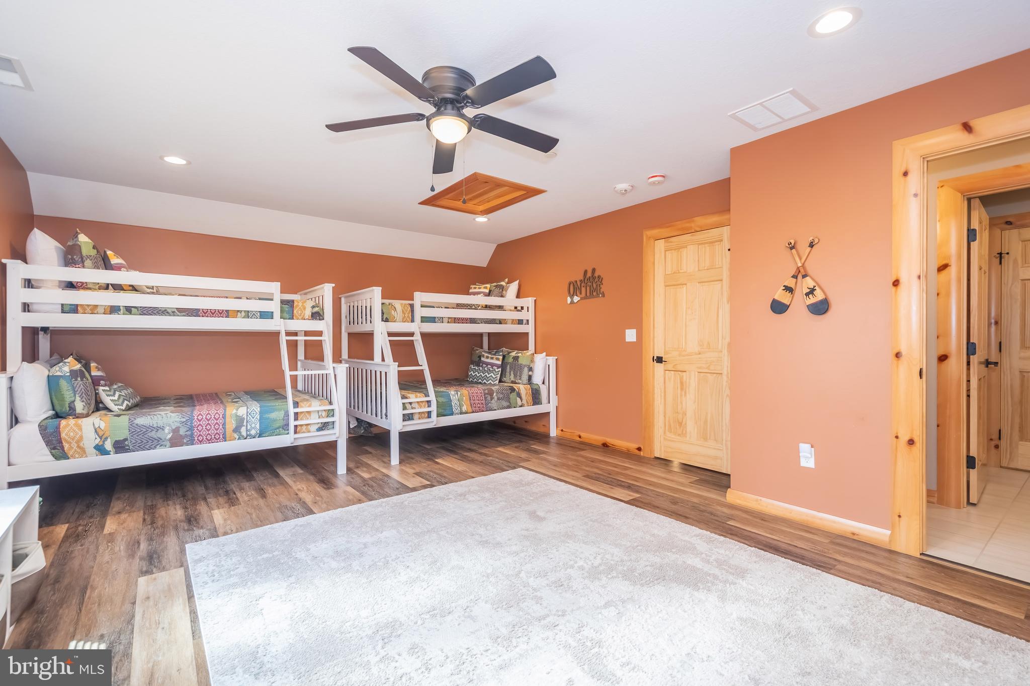 LAGO VISTA - Residential