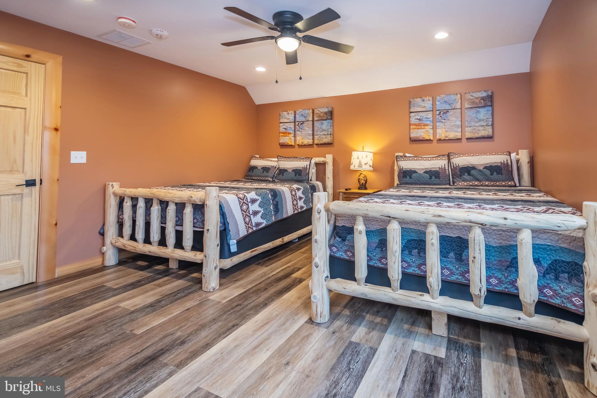 LAGO VISTA - Residential