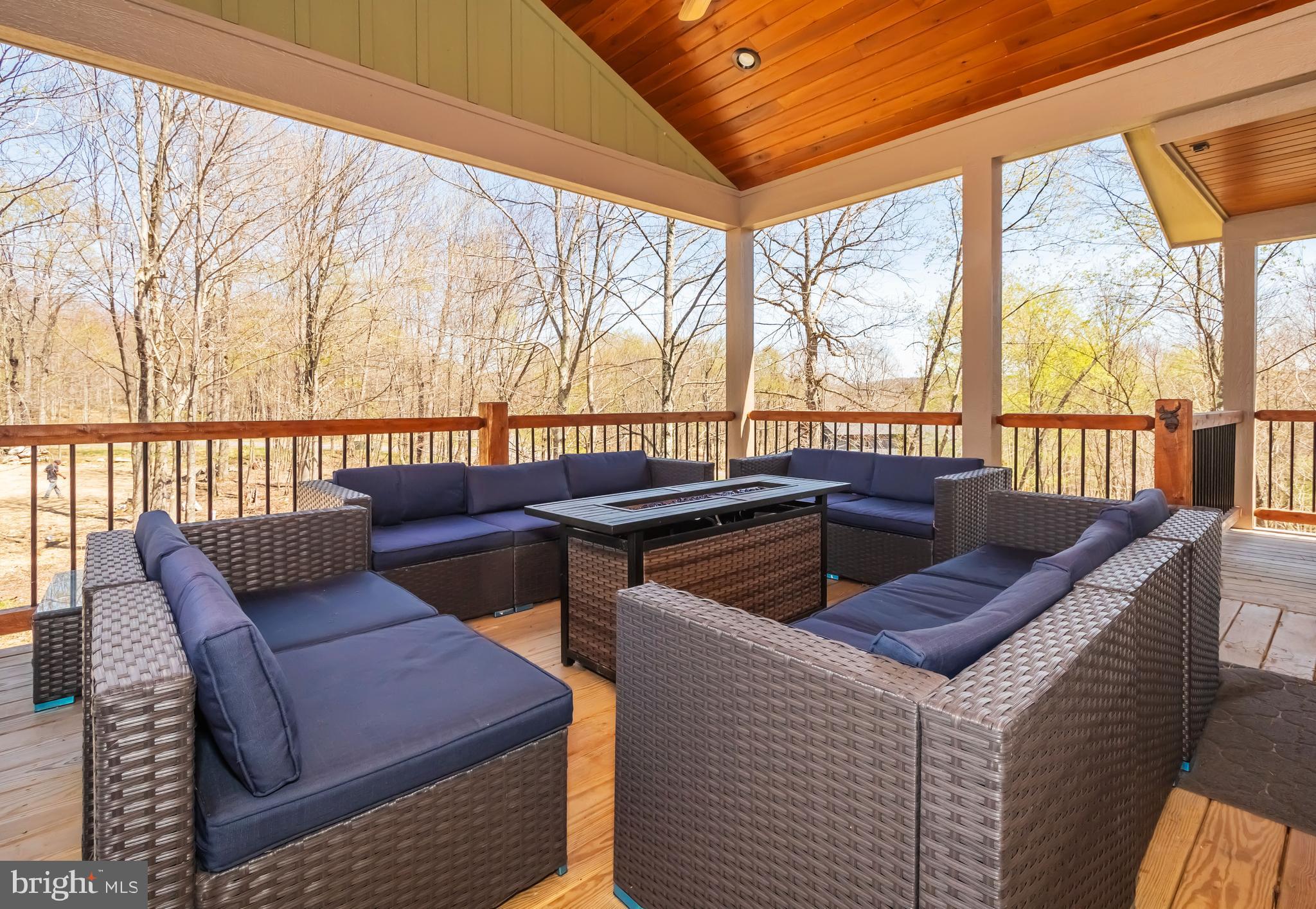 LAGO VISTA - Residential