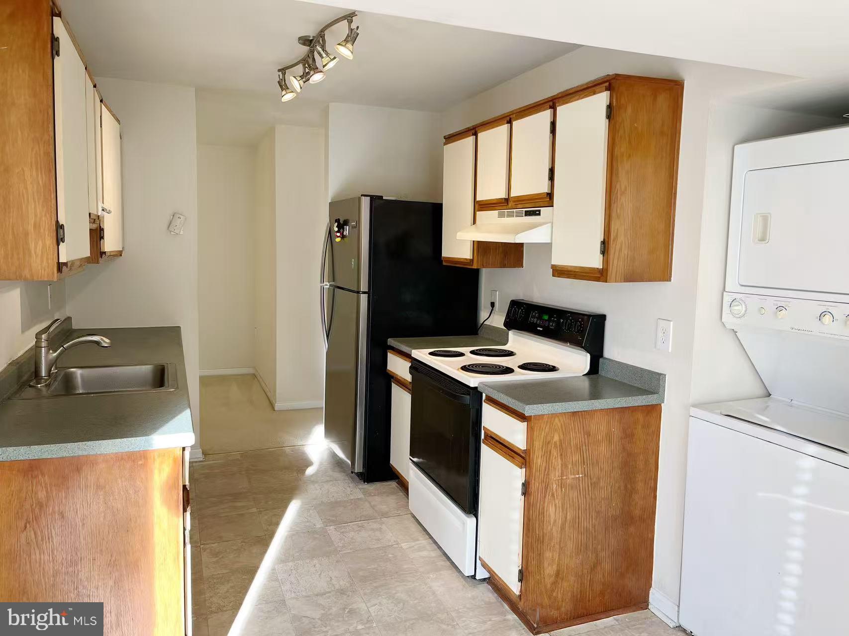 BATTERY HEIGHTS - Residential