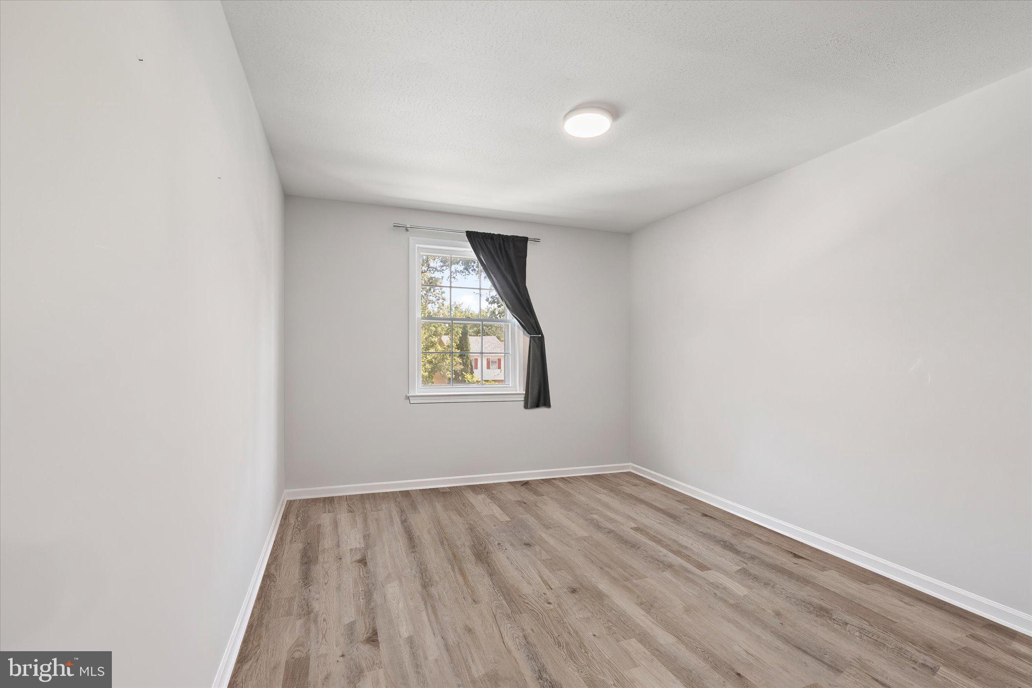 SPRING VALLEY - Residential