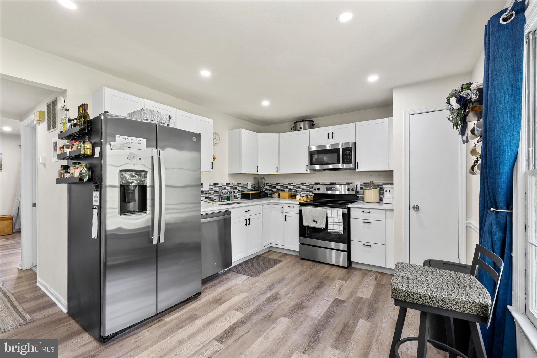SPRING VALLEY - Residential