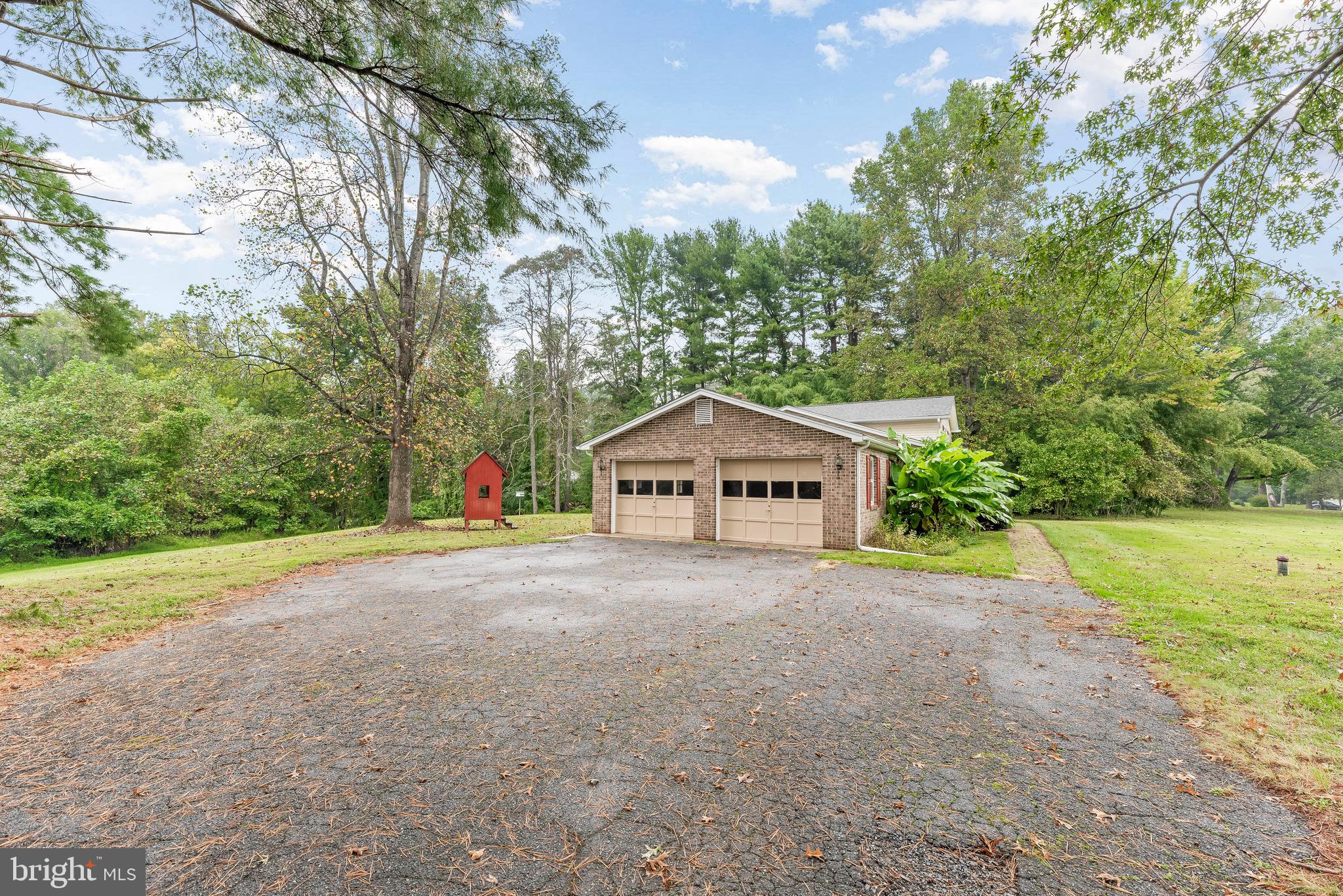 SUNDERLAND PARK - Residential Lease