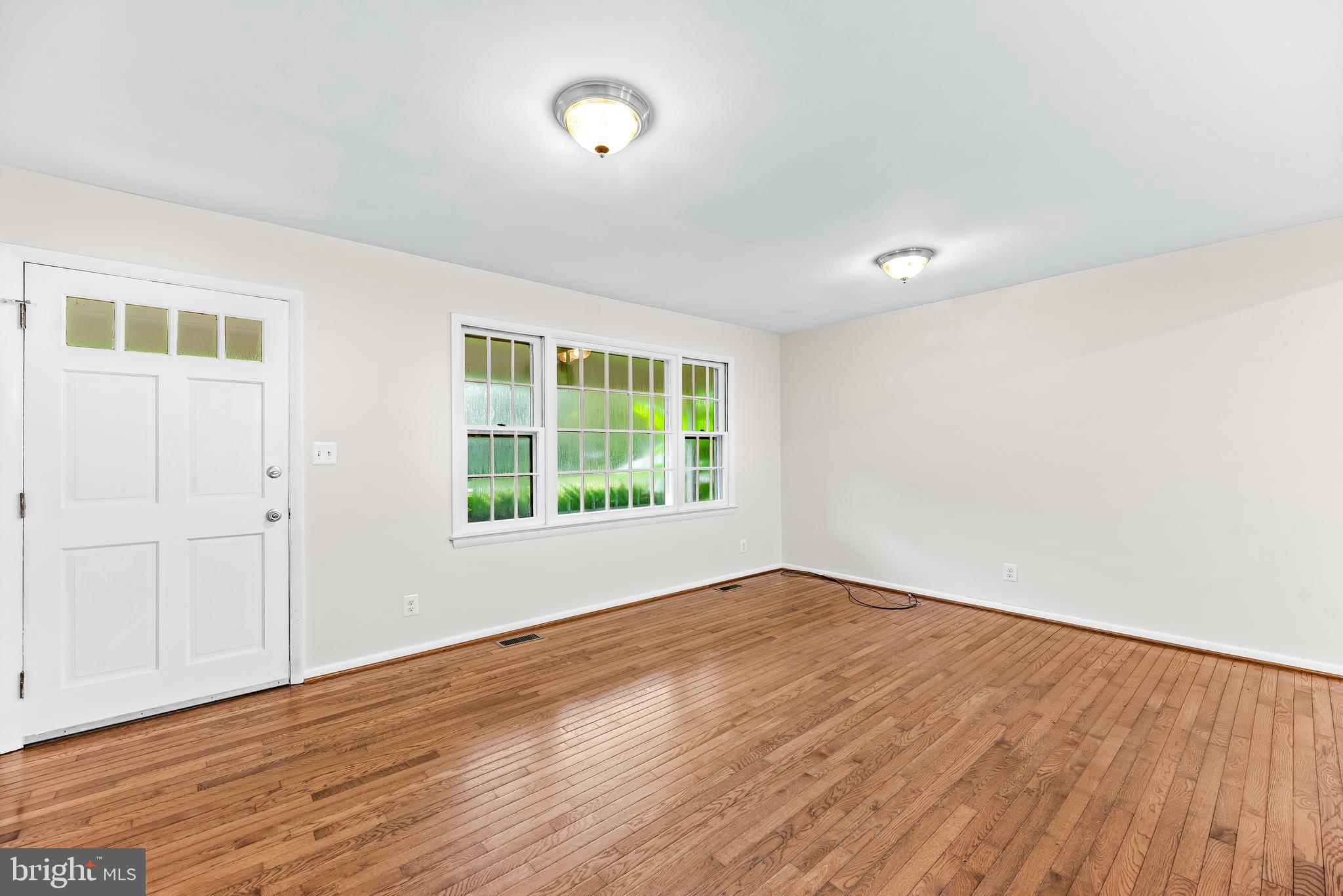 SUNDERLAND PARK - Residential Lease