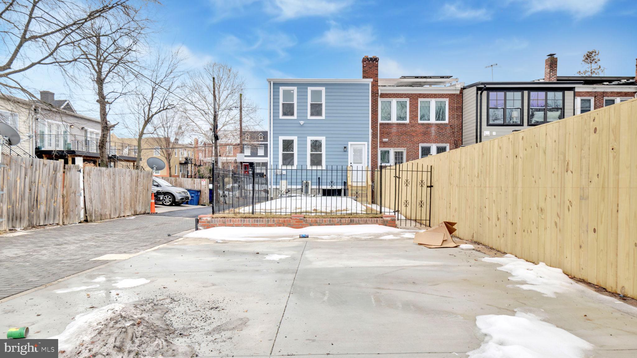 413 INGRAHAM STREET NW