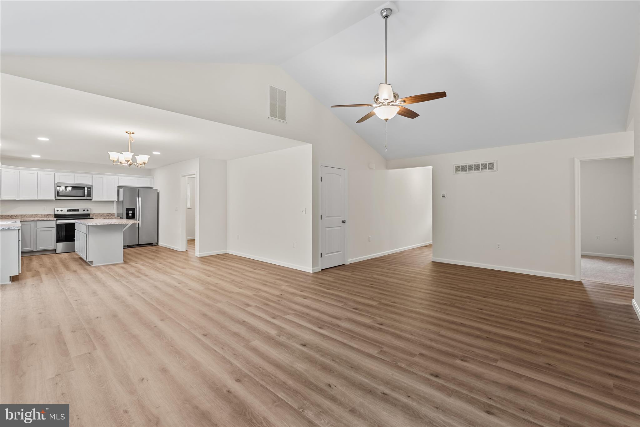 RIDGEWOOD CROSSING - Residential