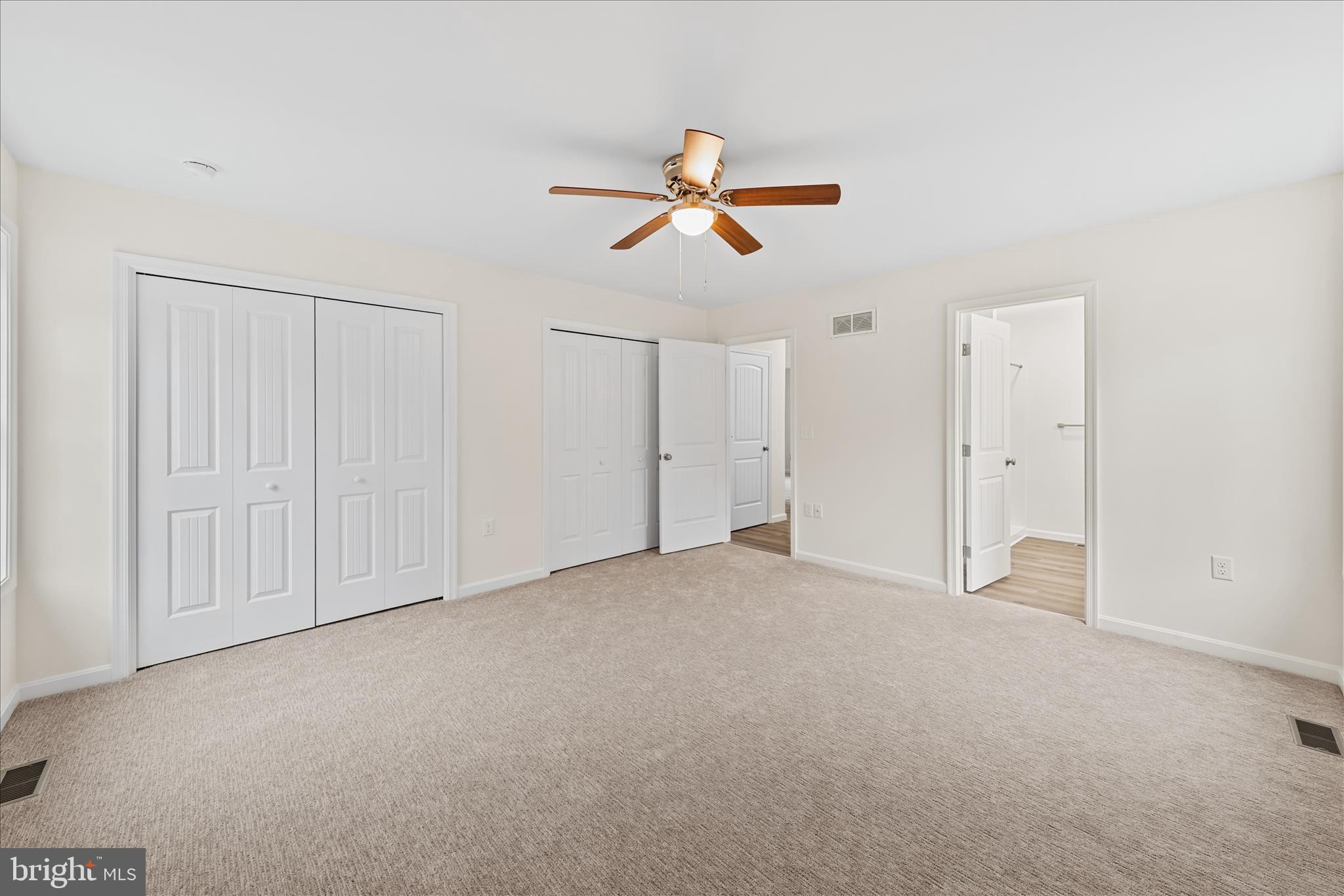 RIDGEWOOD CROSSING - Residential