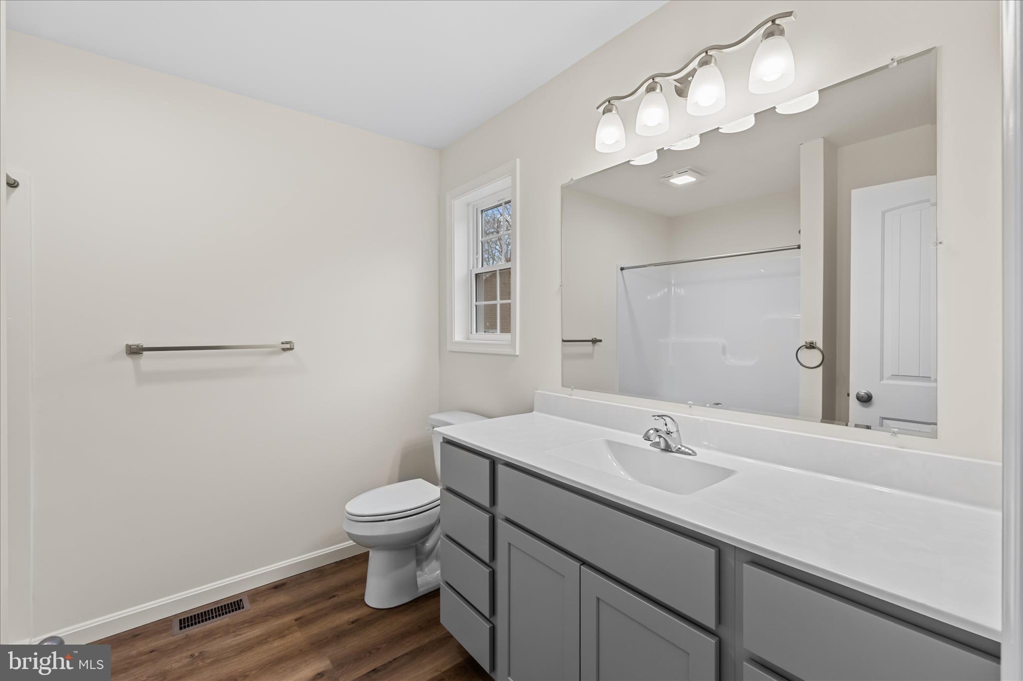 RIDGEWOOD CROSSING - Residential