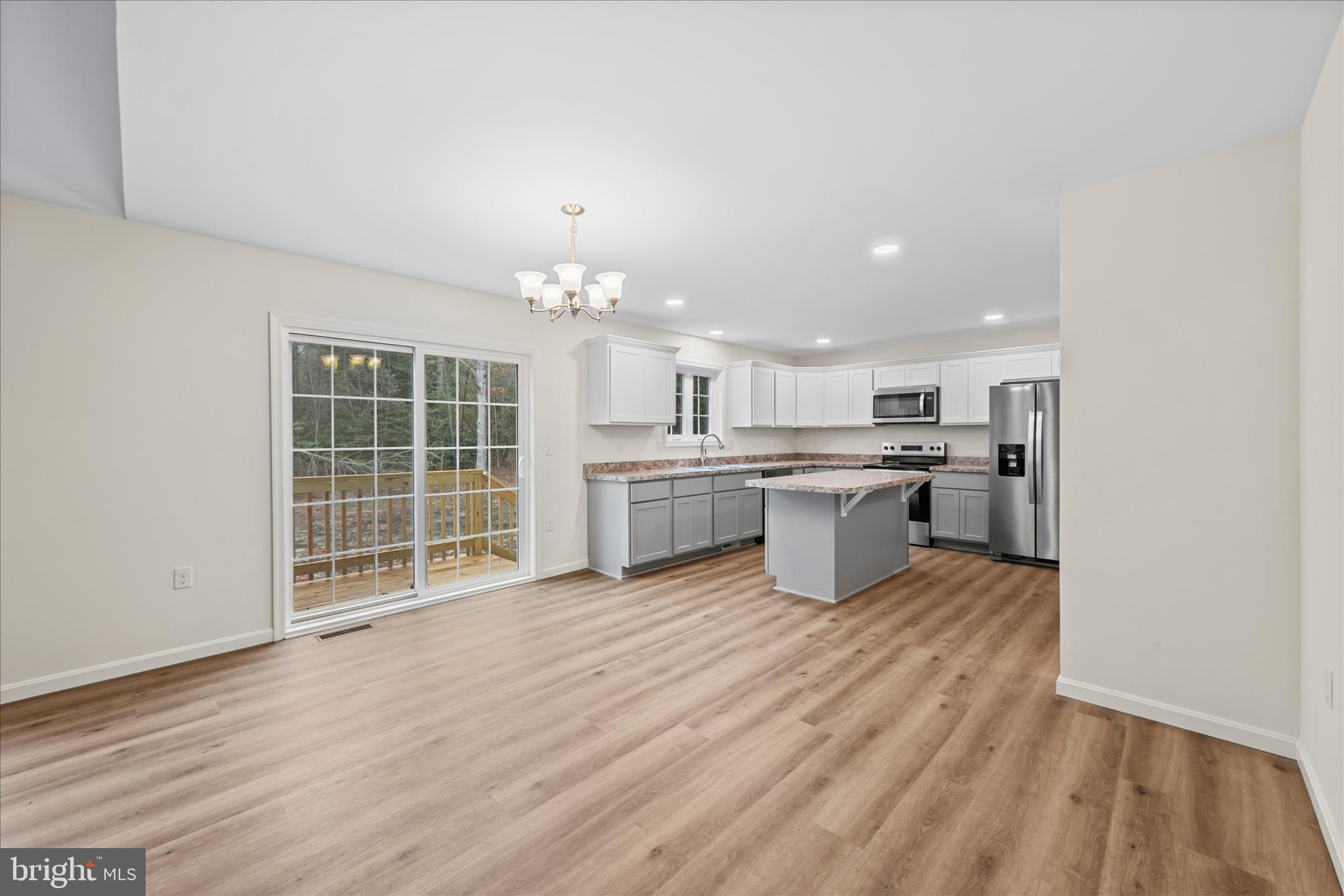 RIDGEWOOD CROSSING - Residential