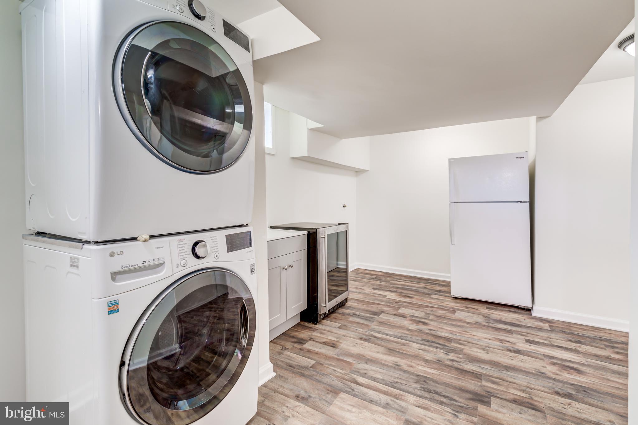 WASHINGTON SUBURBAN HOME - Residential