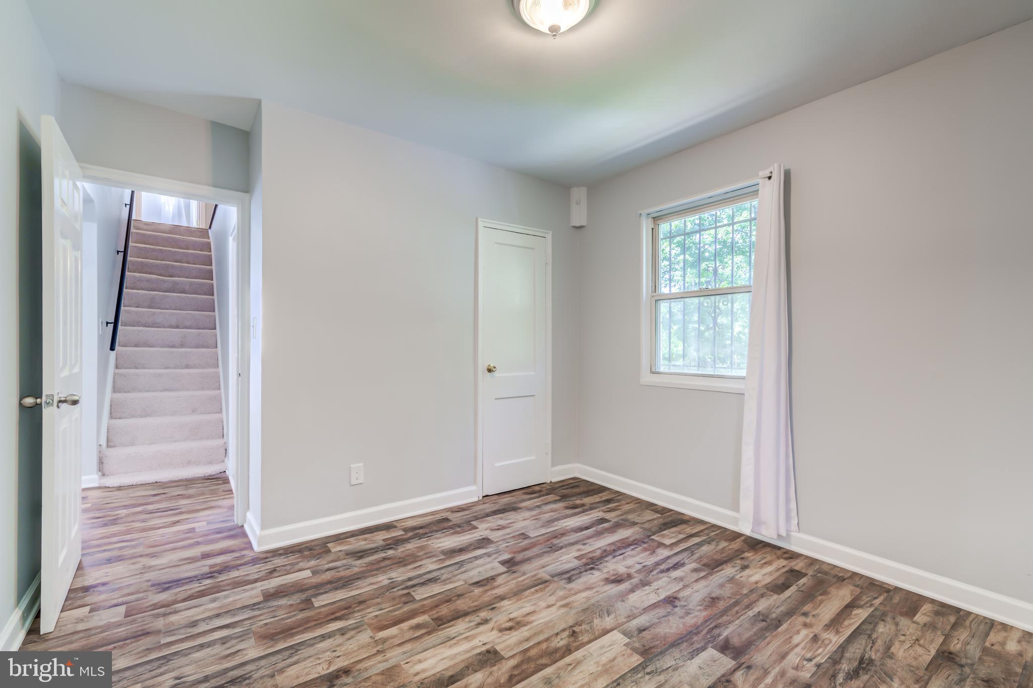 WASHINGTON SUBURBAN HOME - Residential