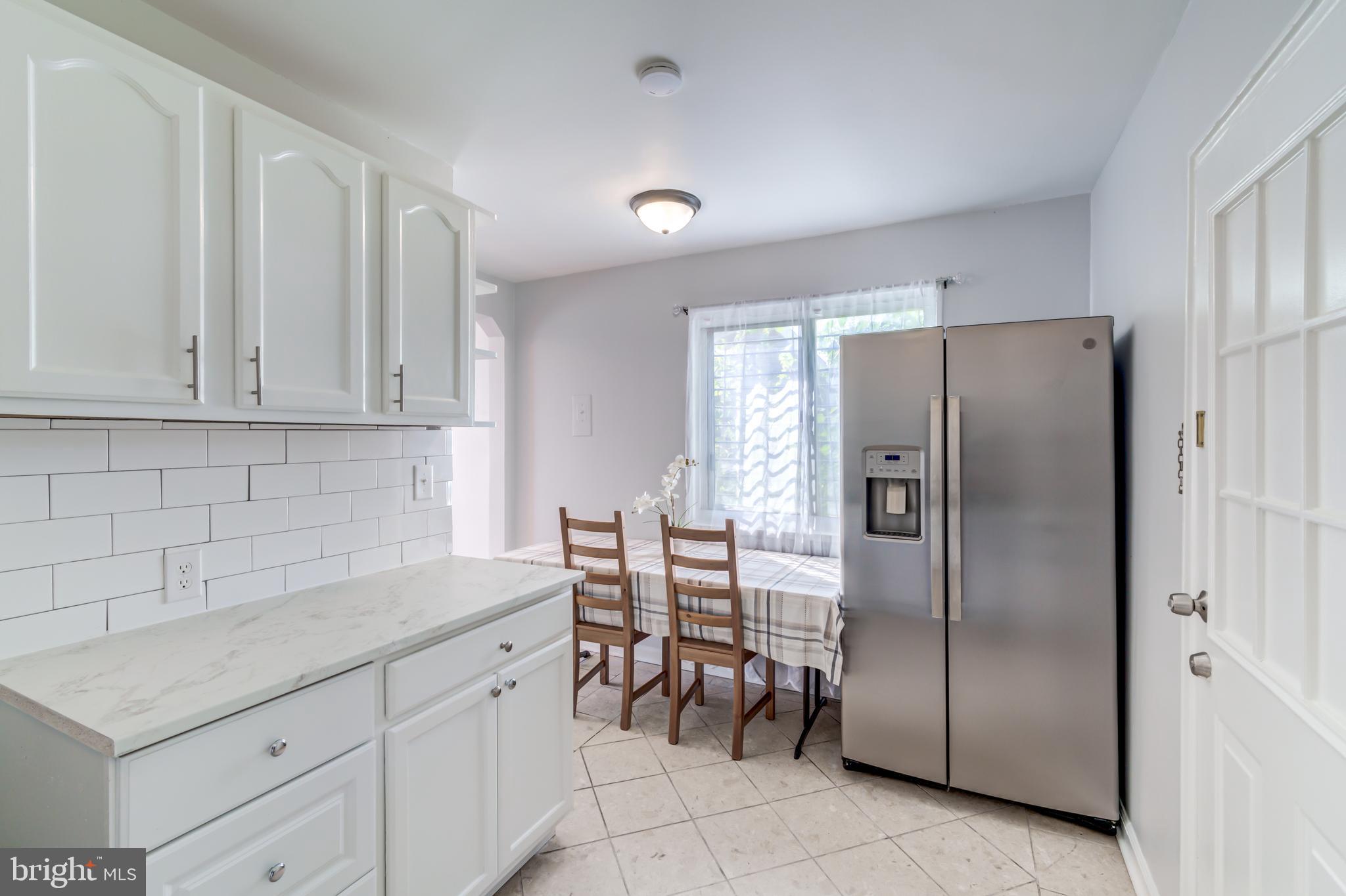 WASHINGTON SUBURBAN HOME - Residential