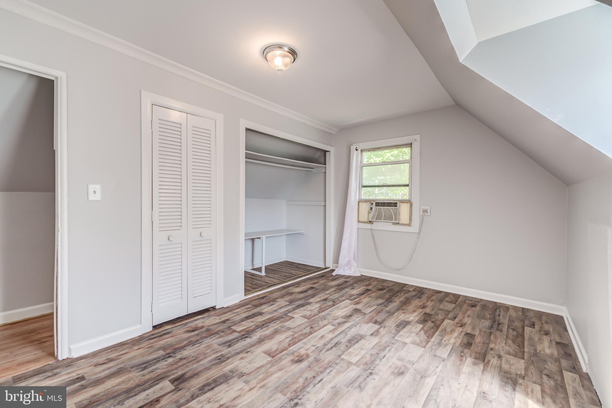 WASHINGTON SUBURBAN HOME - Residential