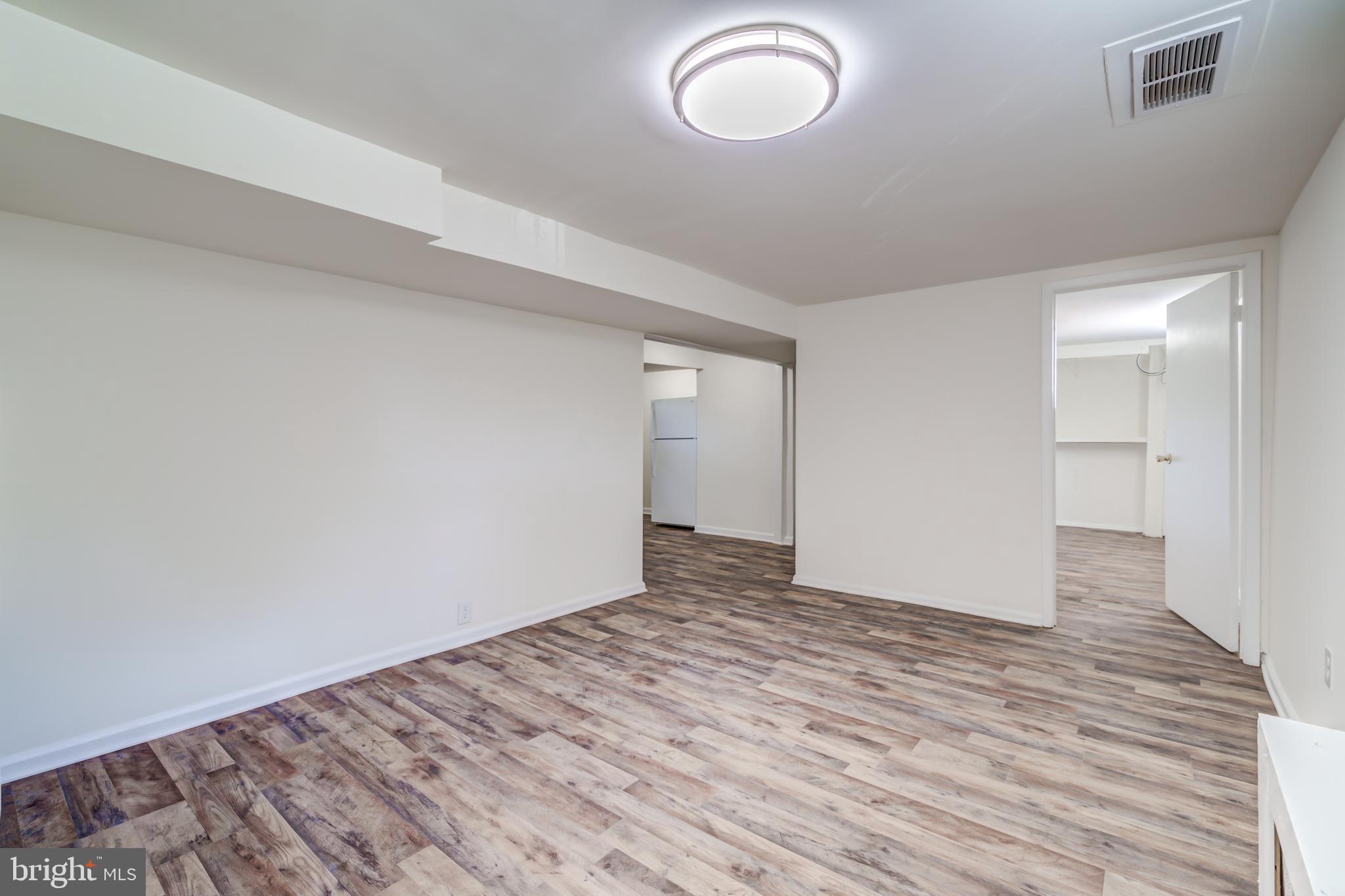 WASHINGTON SUBURBAN HOME - Residential