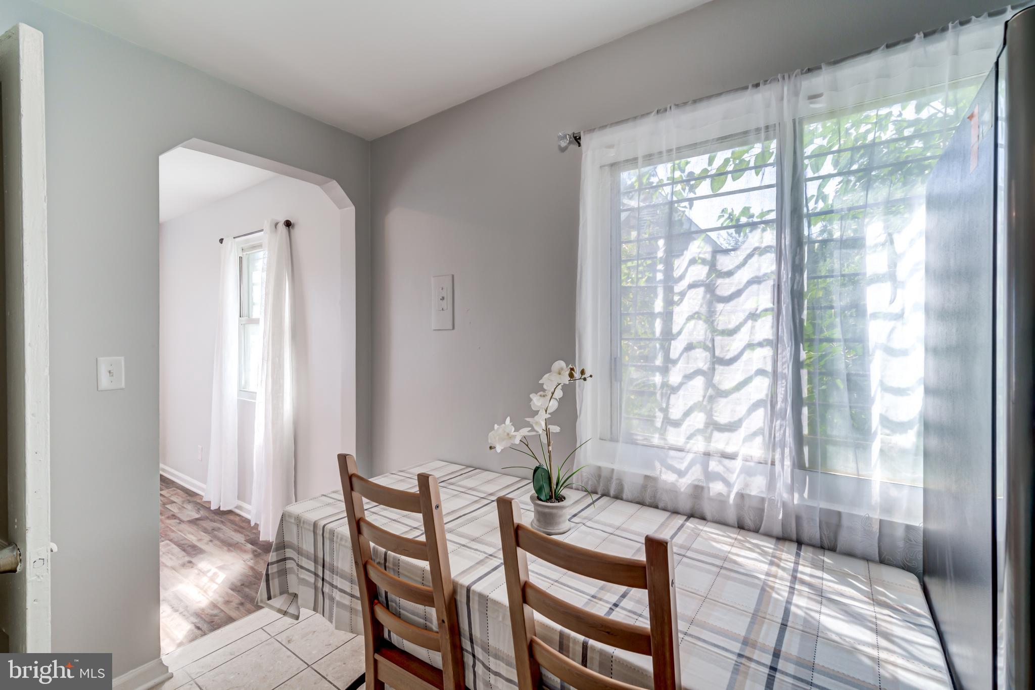 WASHINGTON SUBURBAN HOME - Residential