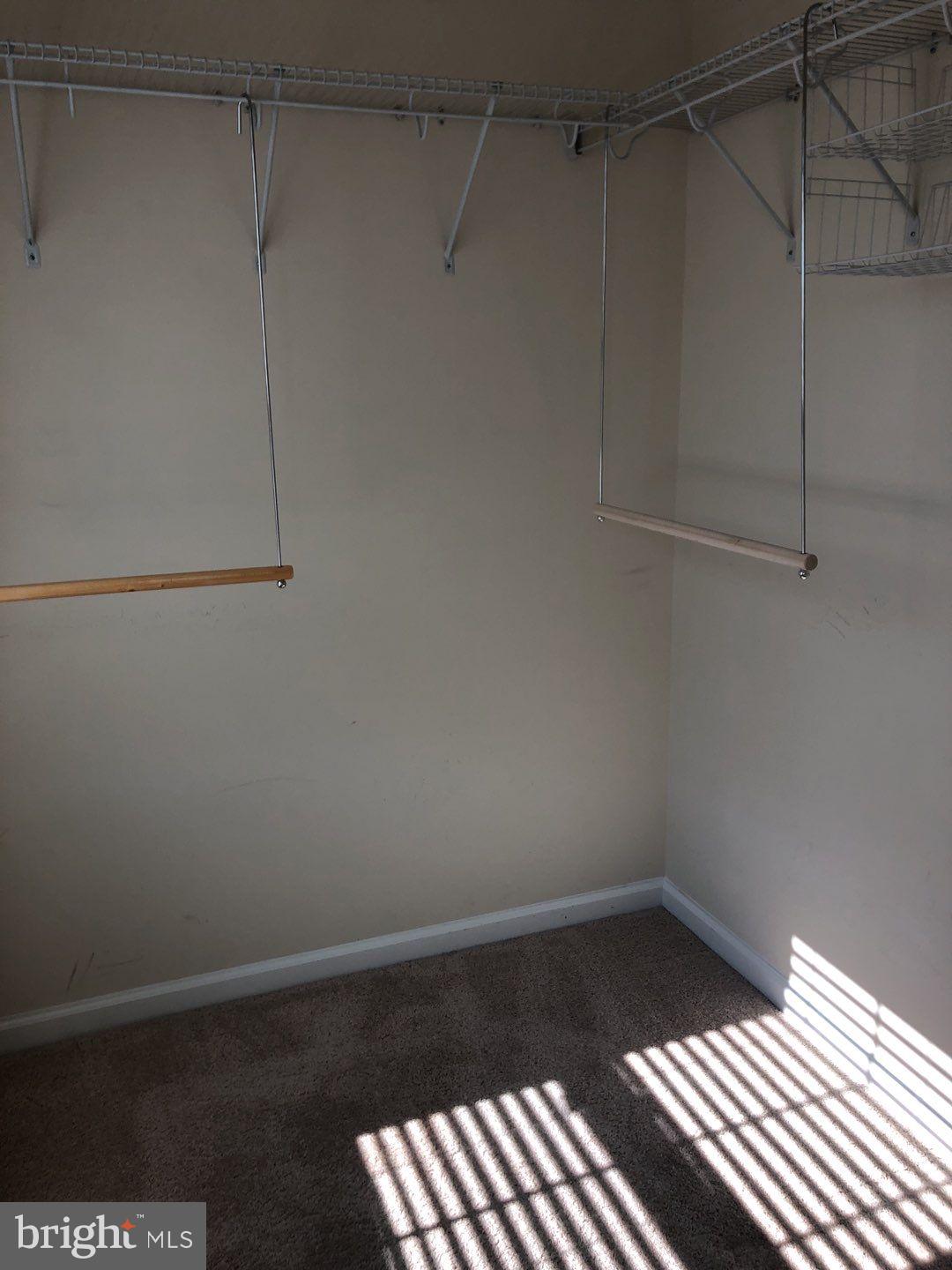 OXFORD SQUARE - Residential Lease