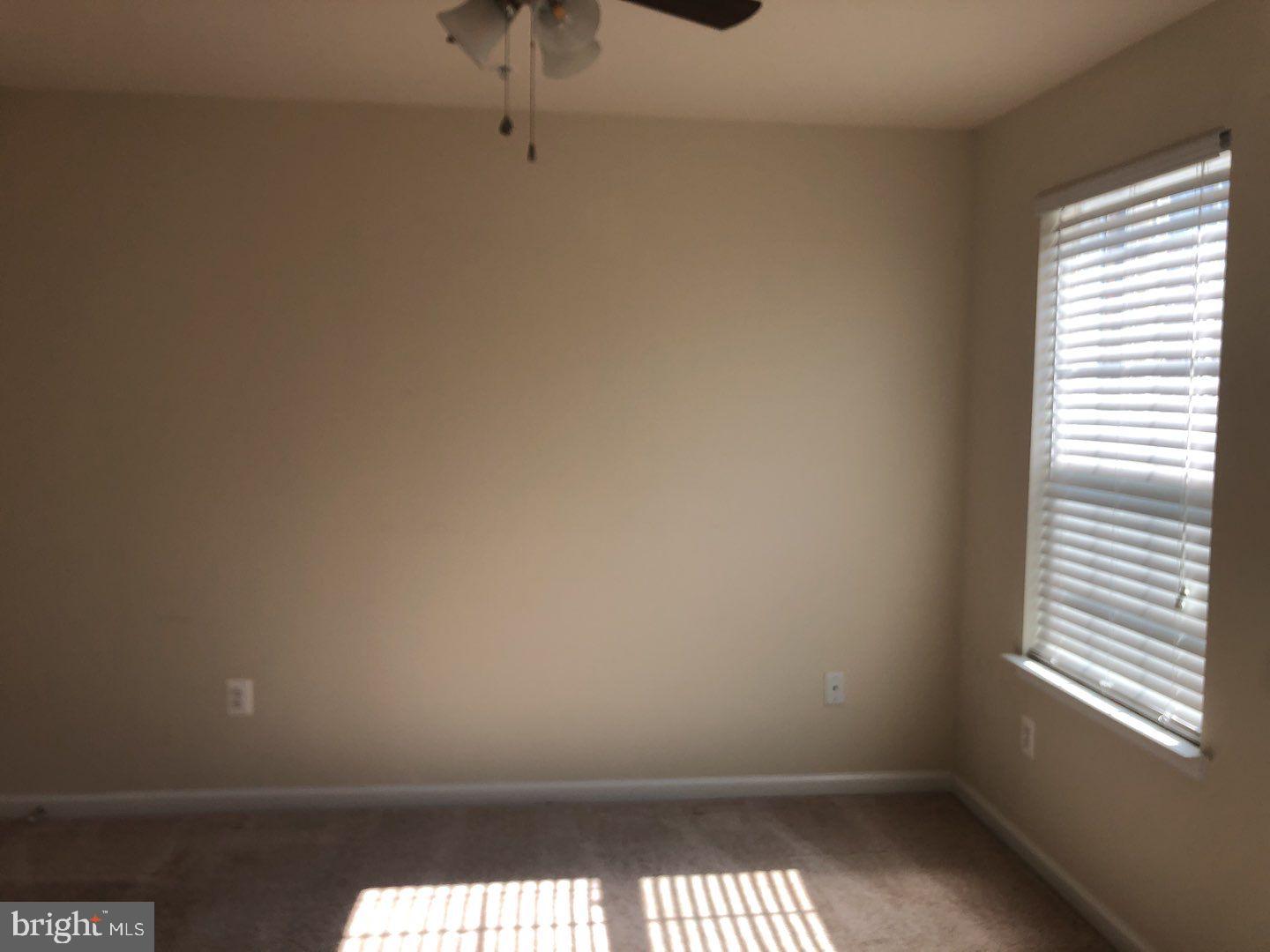 OXFORD SQUARE - Residential Lease