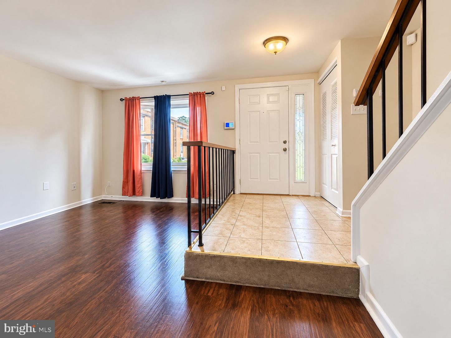 1002 BARNABY TERRACE SE