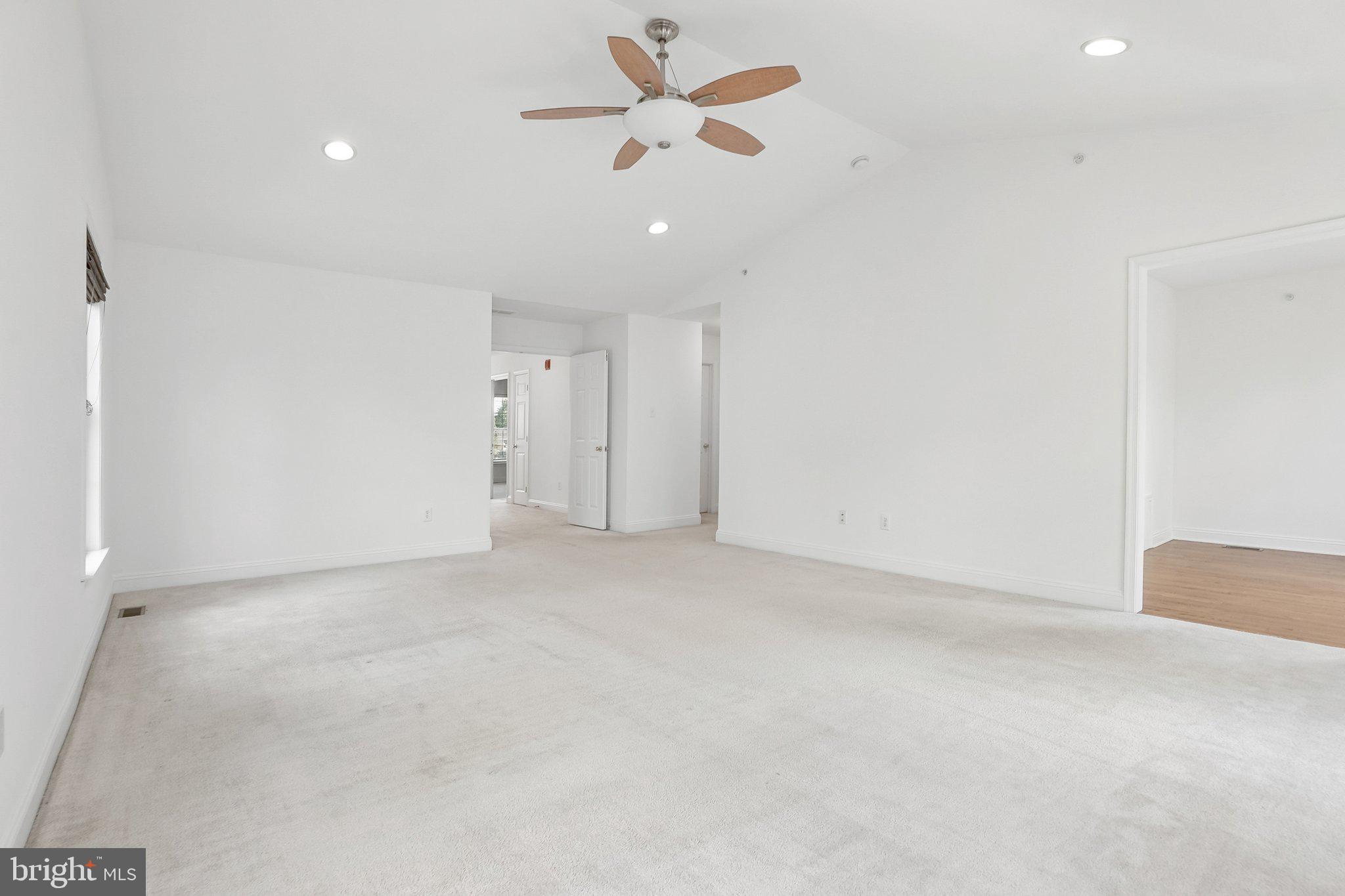 HILLCREST GLEN - Residential