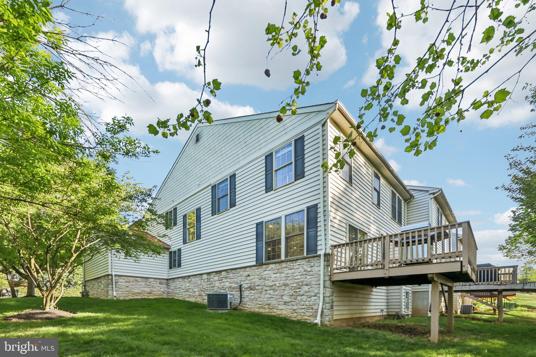 HILLCREST GLEN - Residential