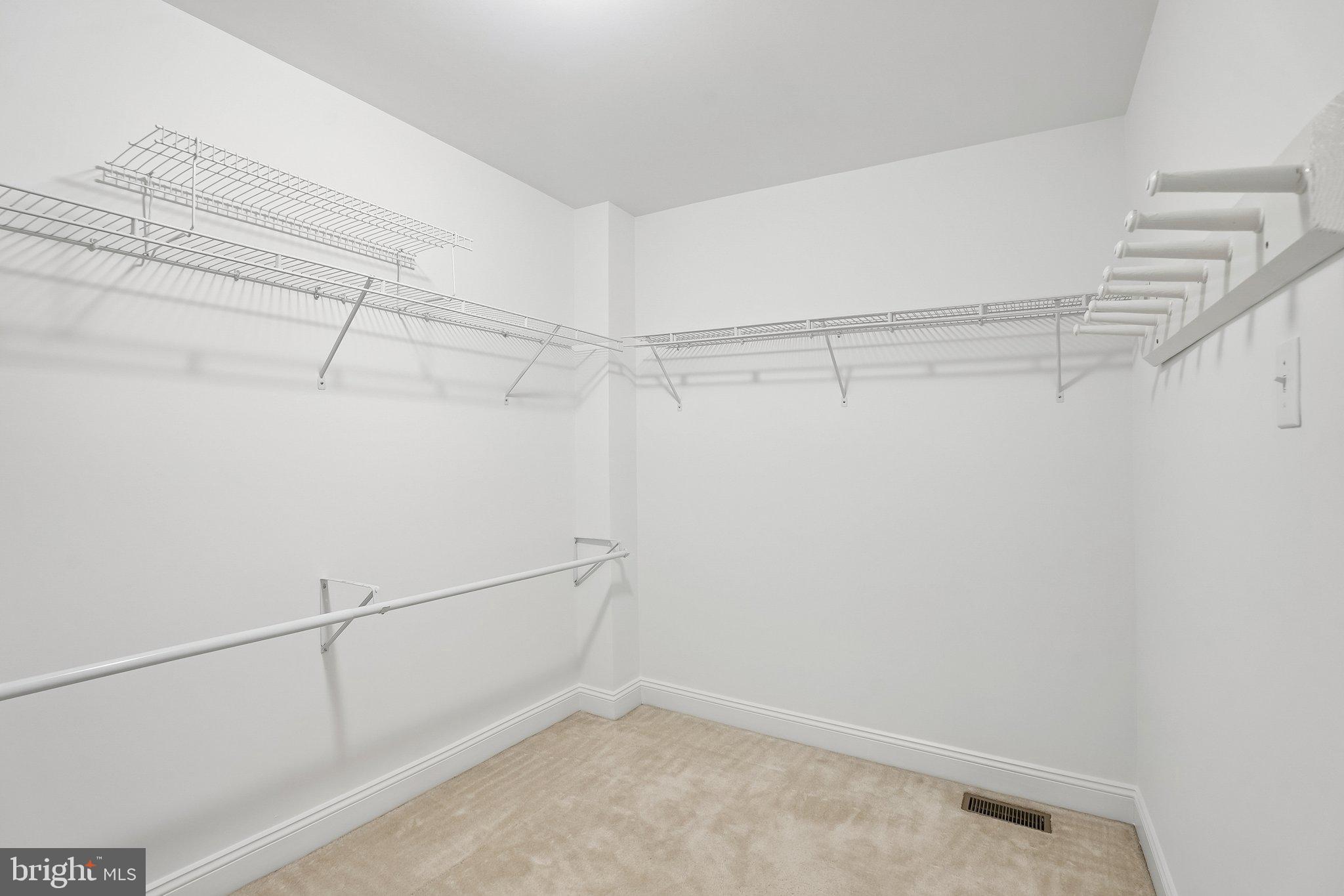 HILLCREST GLEN - Residential