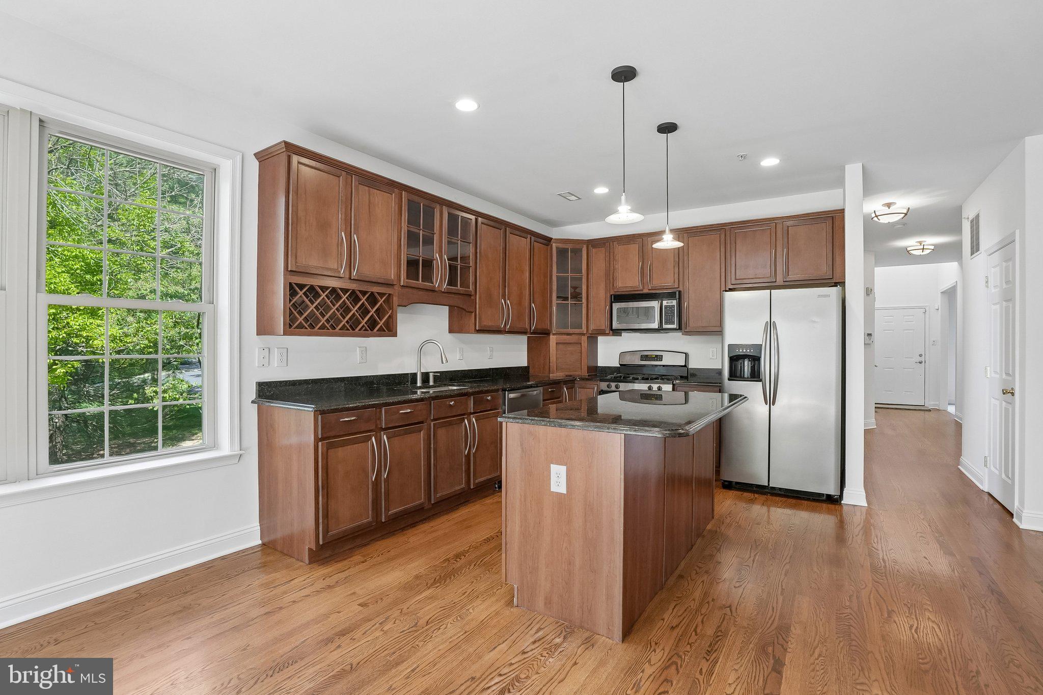 HILLCREST GLEN - Residential