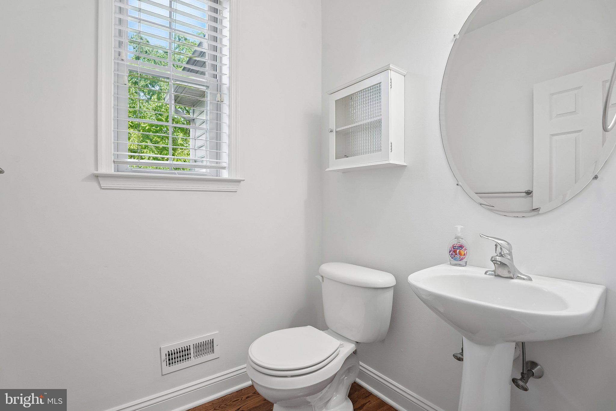 HILLCREST GLEN - Residential