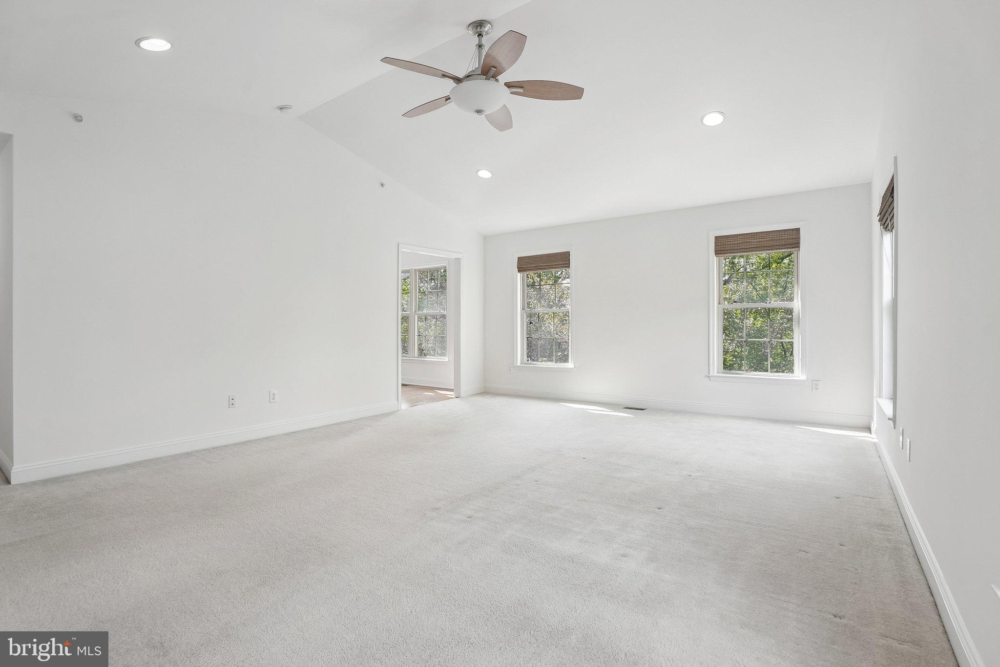 HILLCREST GLEN - Residential