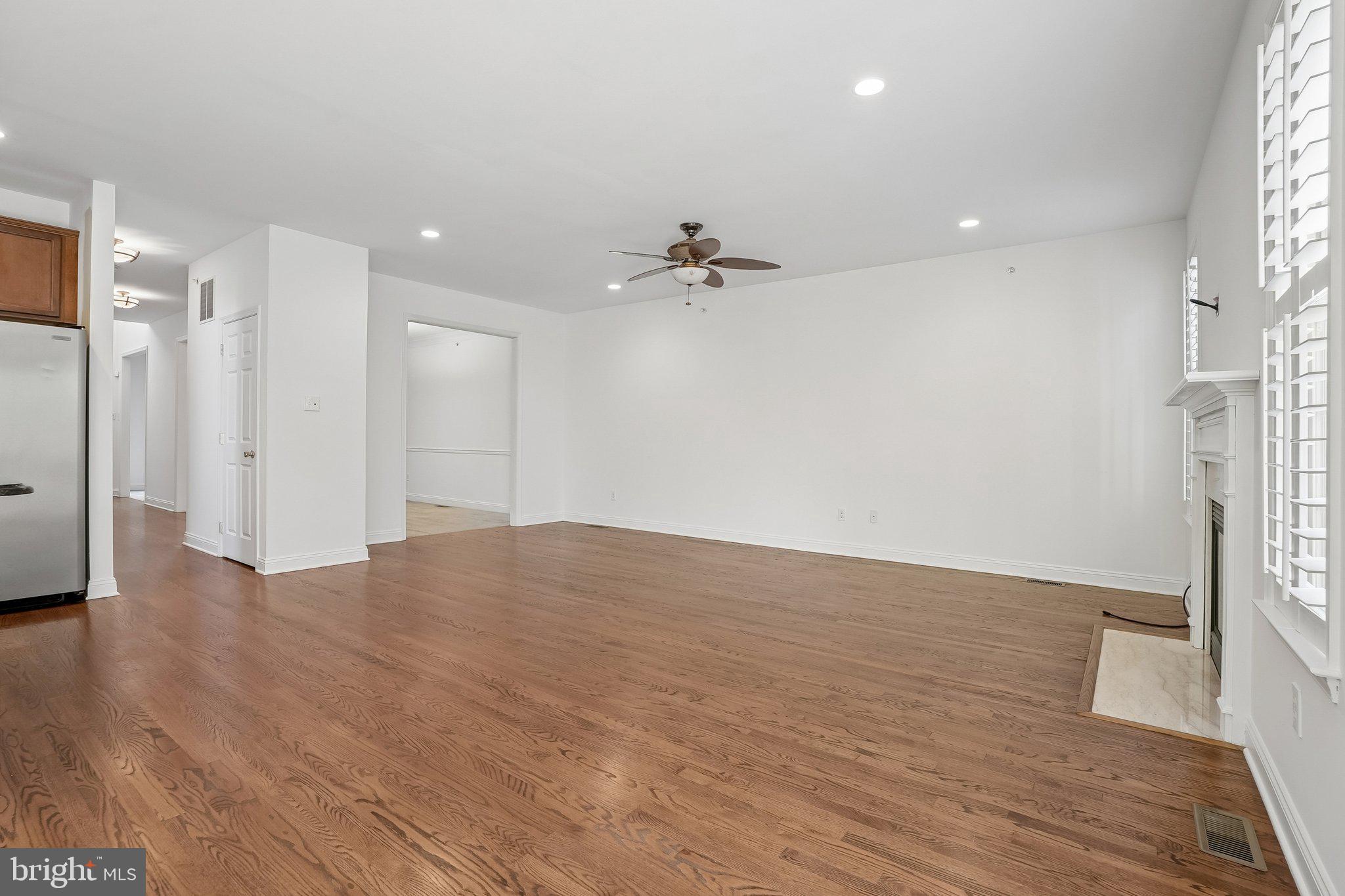 HILLCREST GLEN - Residential