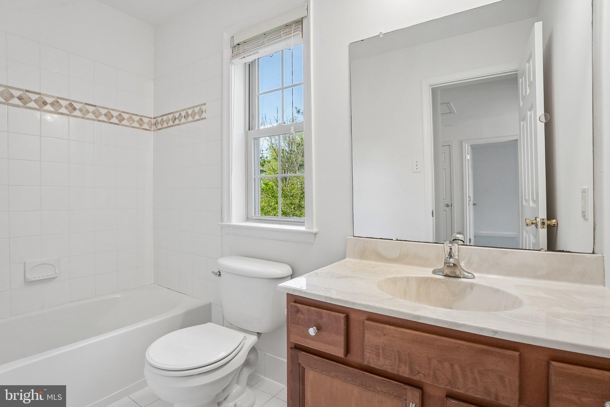 HILLCREST GLEN - Residential