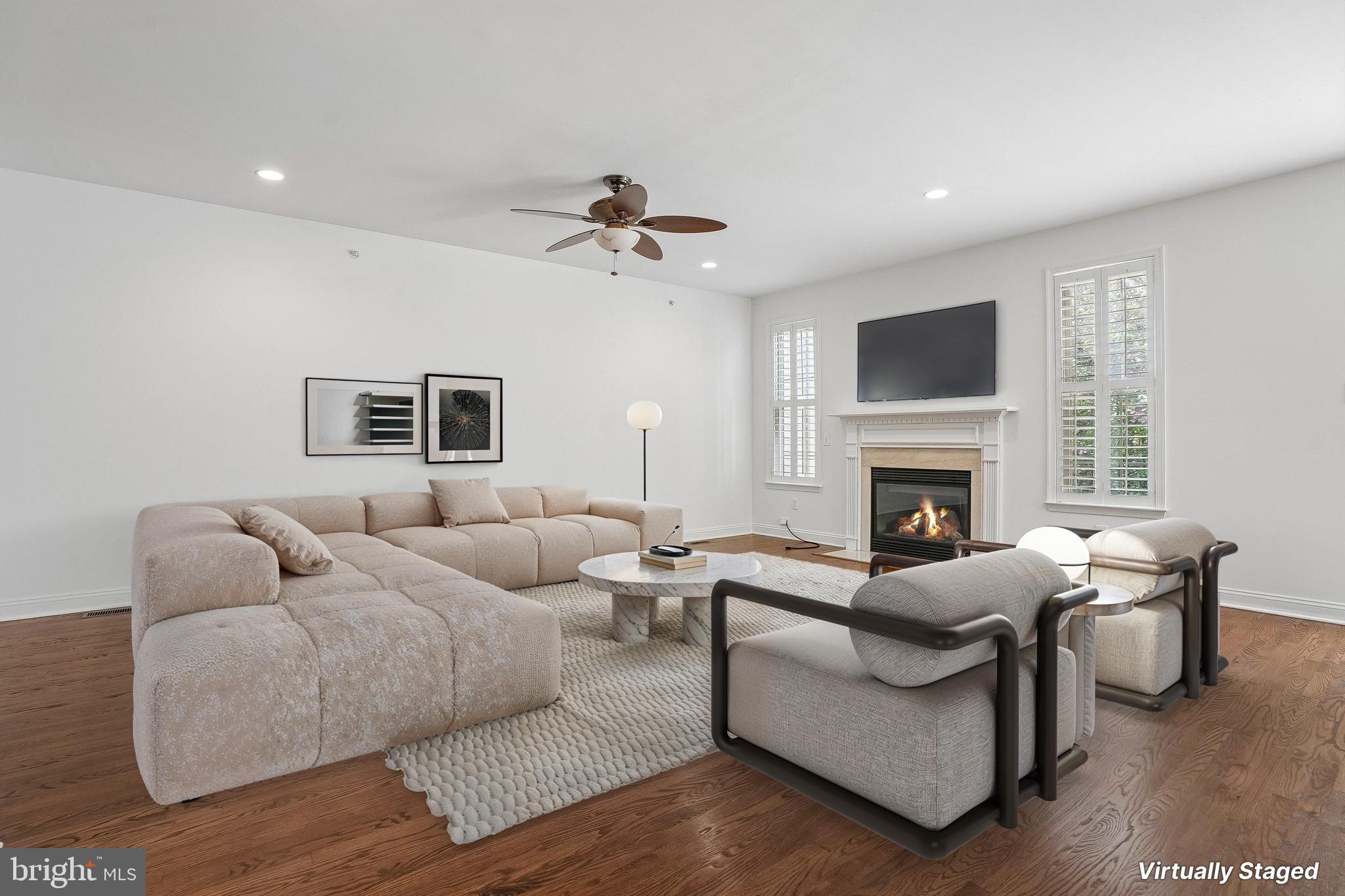 HILLCREST GLEN - Residential