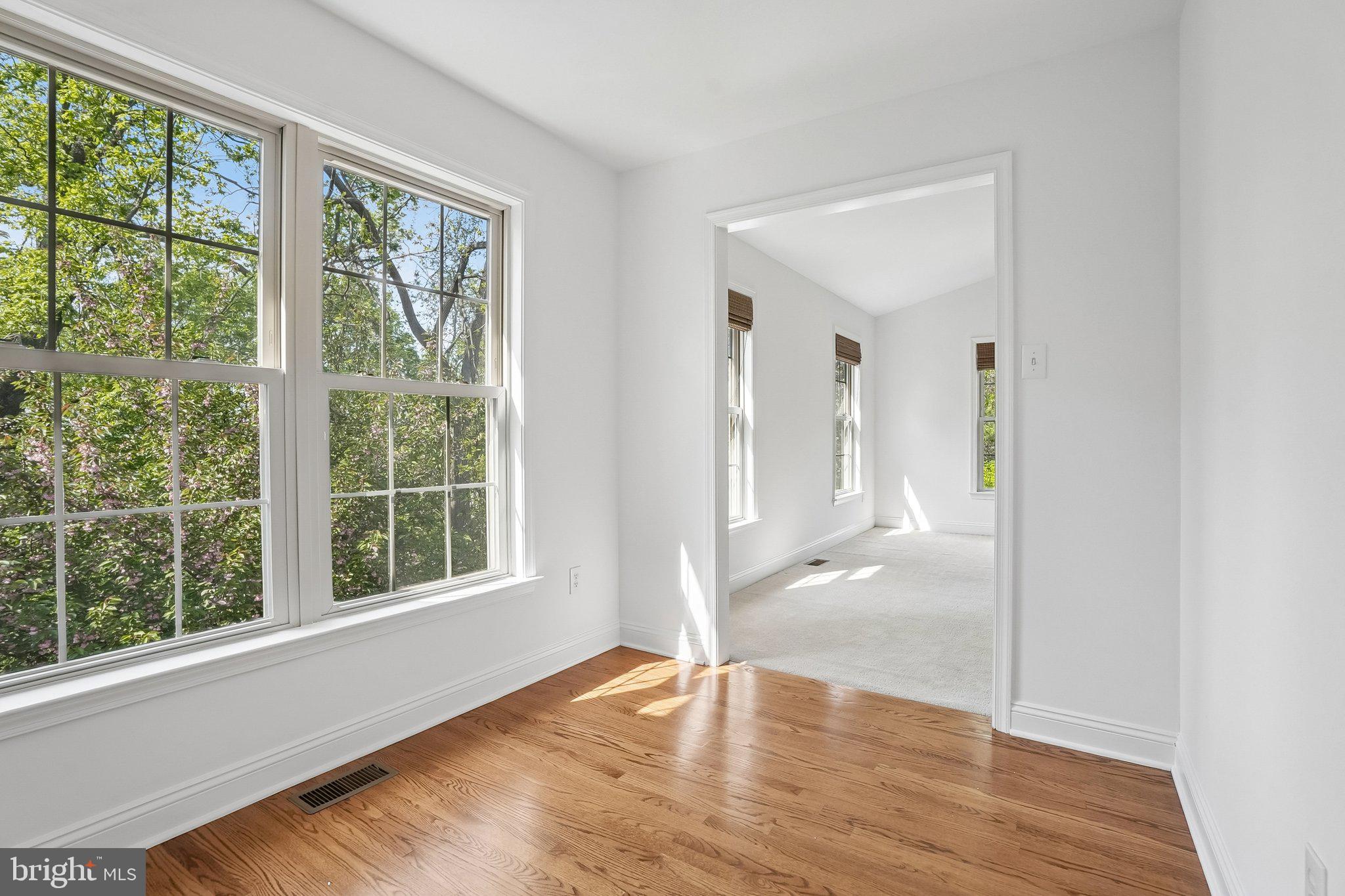 HILLCREST GLEN - Residential