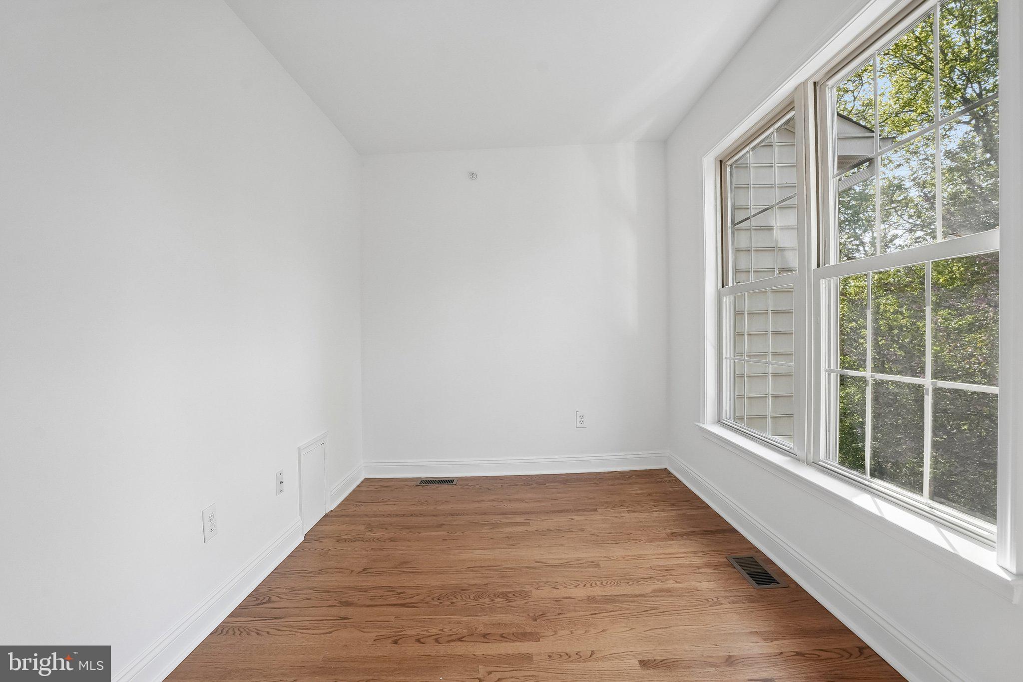 HILLCREST GLEN - Residential