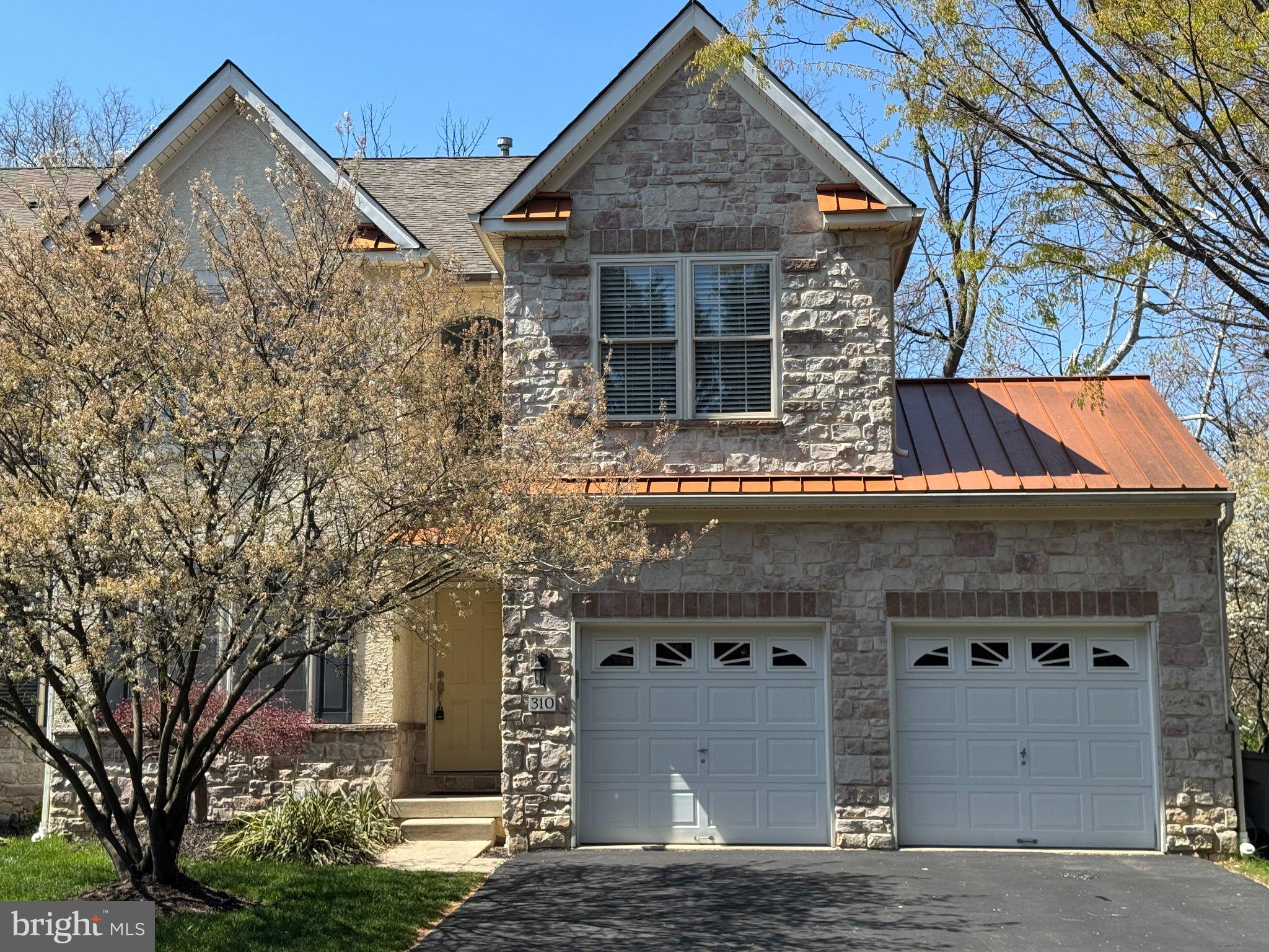 HILLCREST GLEN - Residential