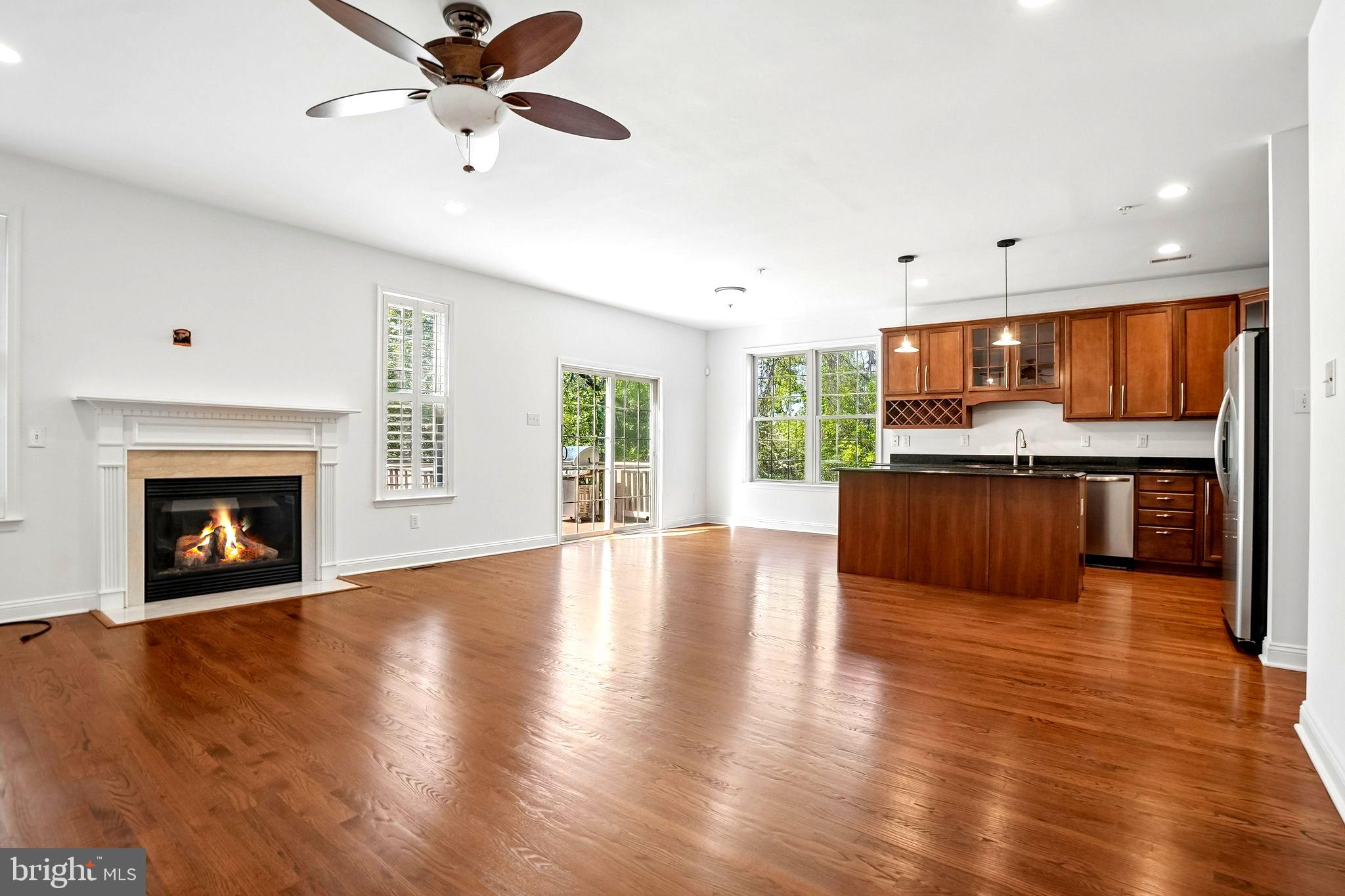 HILLCREST GLEN - Residential