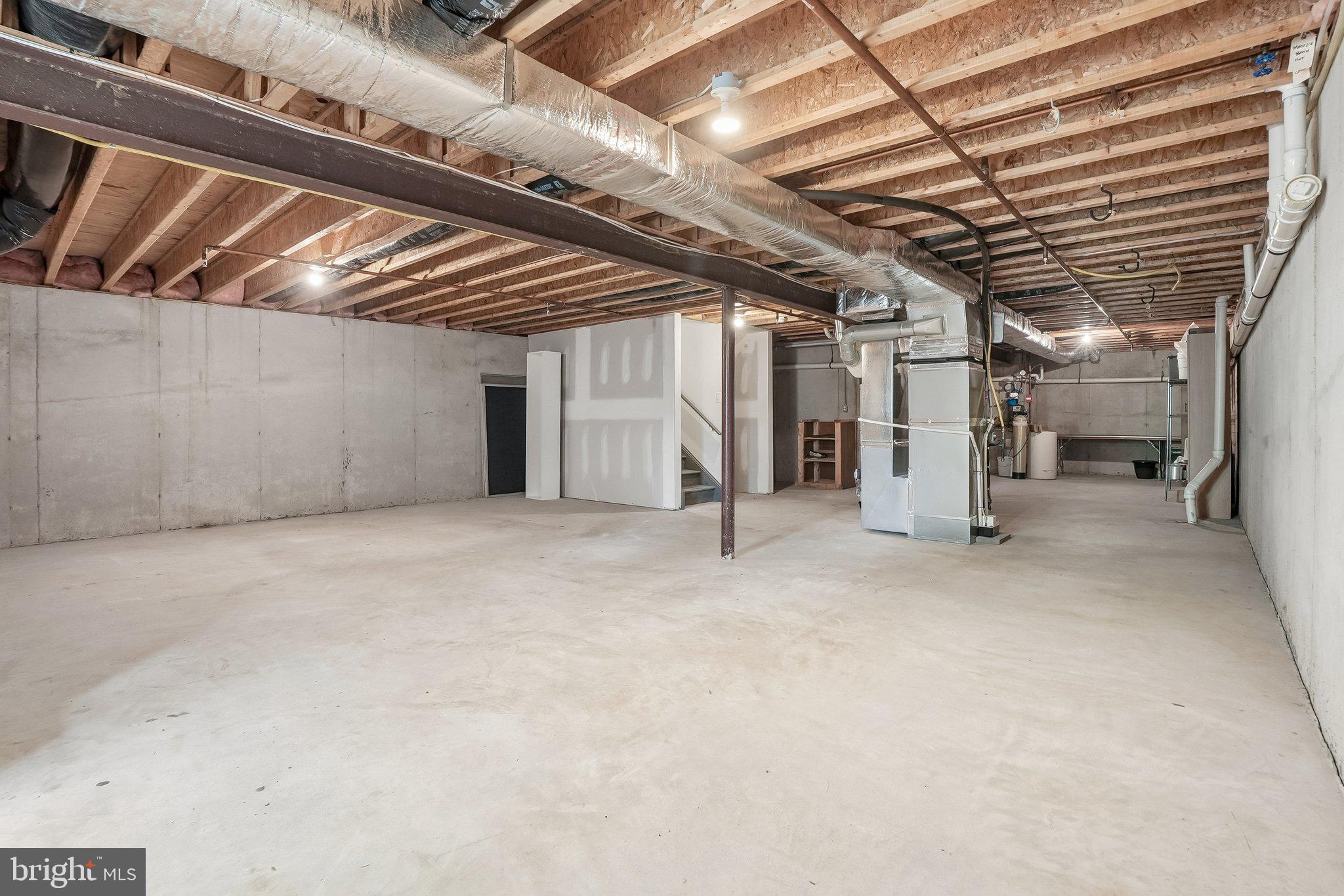 HILLCREST GLEN - Residential