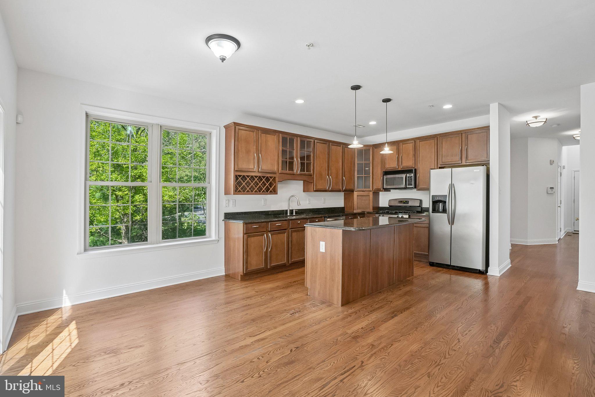 HILLCREST GLEN - Residential