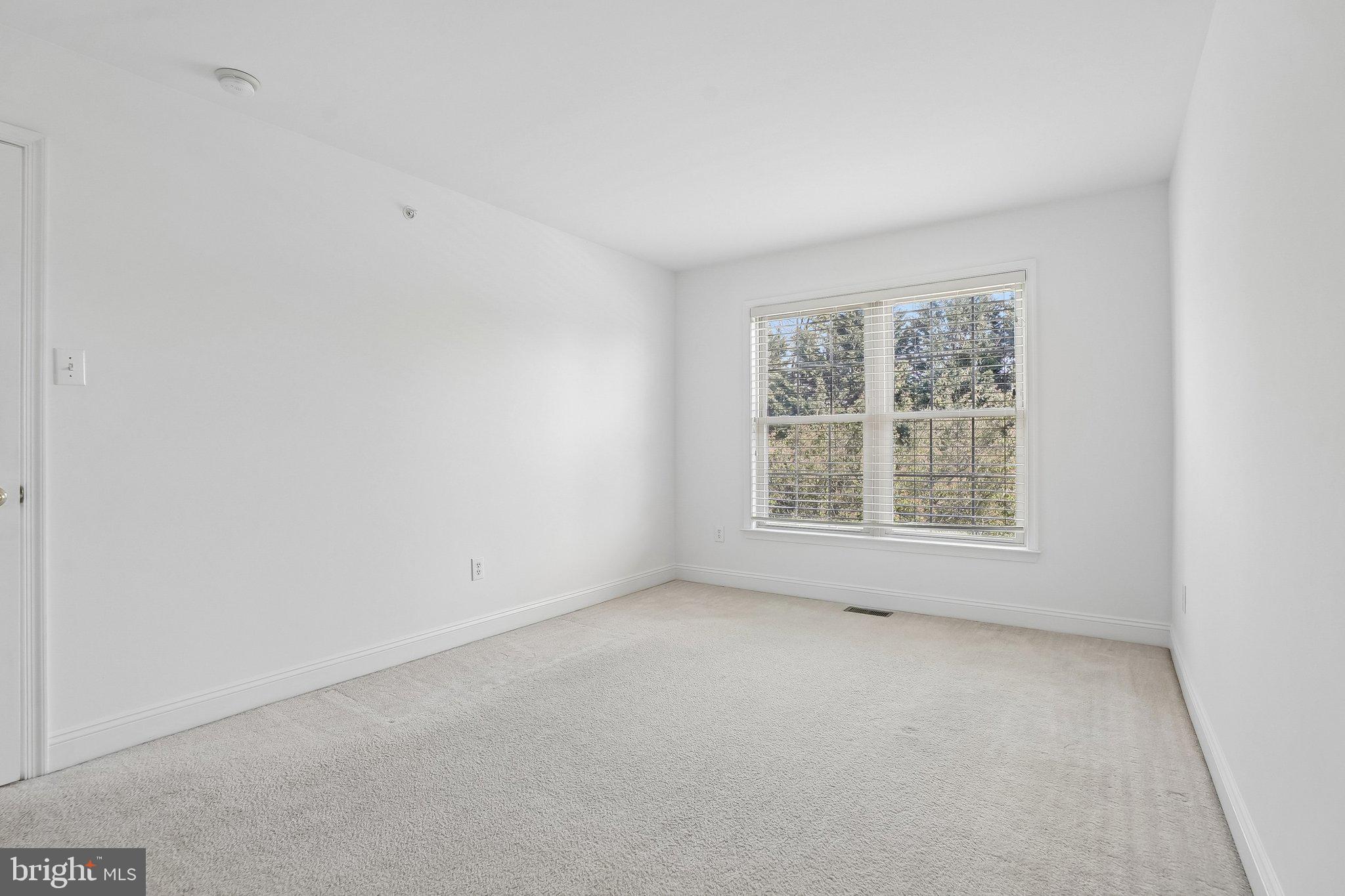 HILLCREST GLEN - Residential