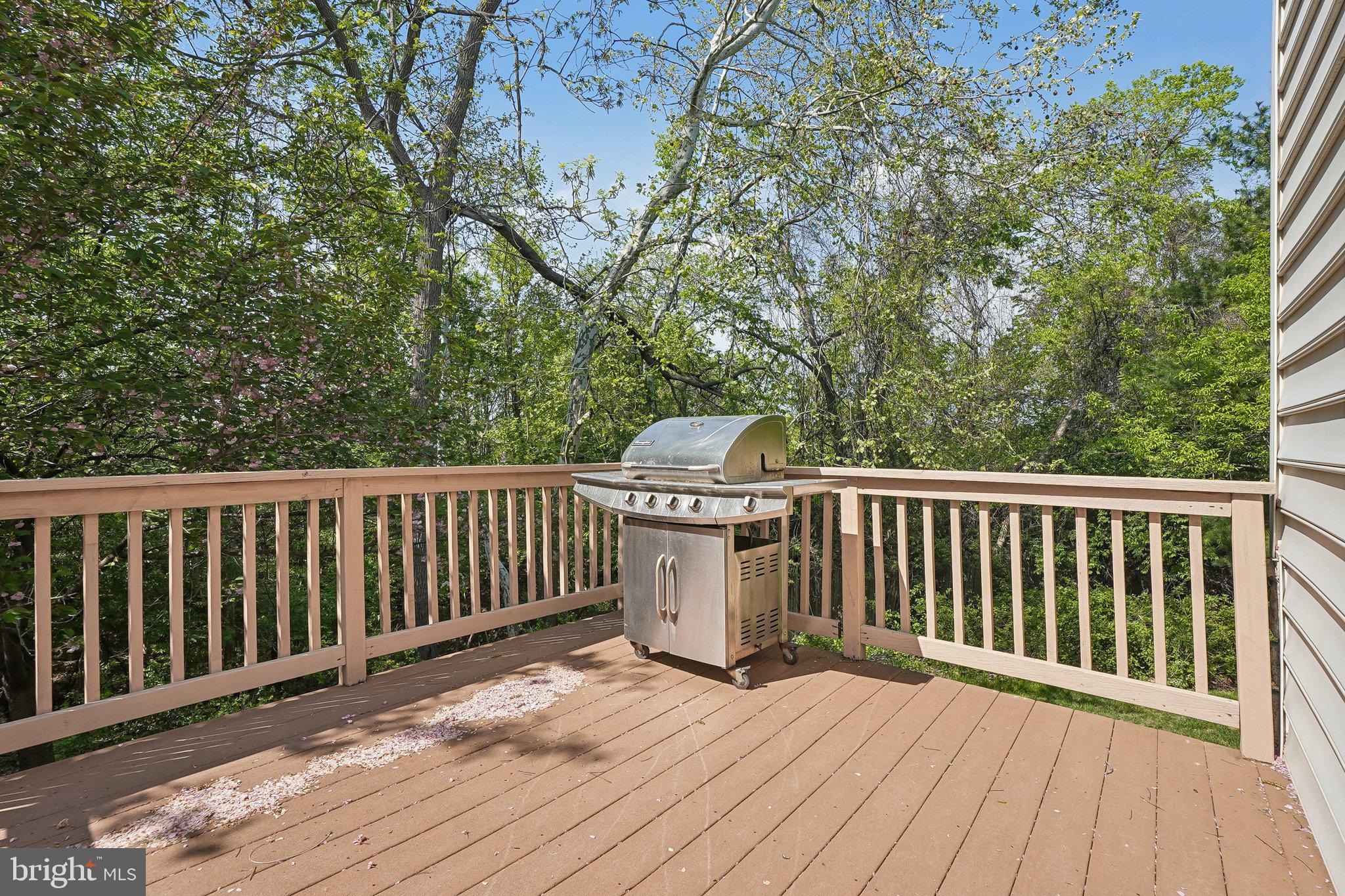 HILLCREST GLEN - Residential