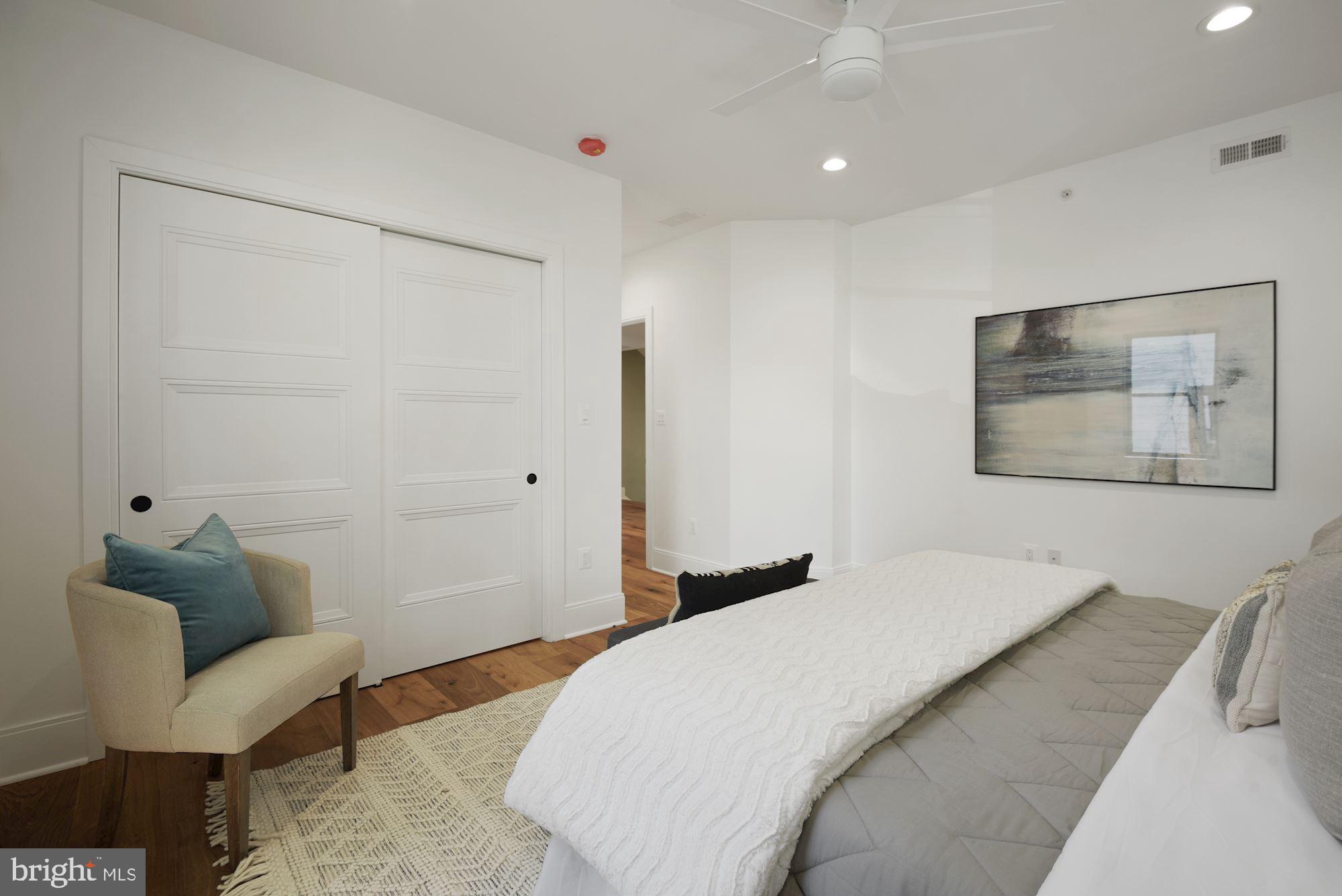 CHEVY CHASE - Residential