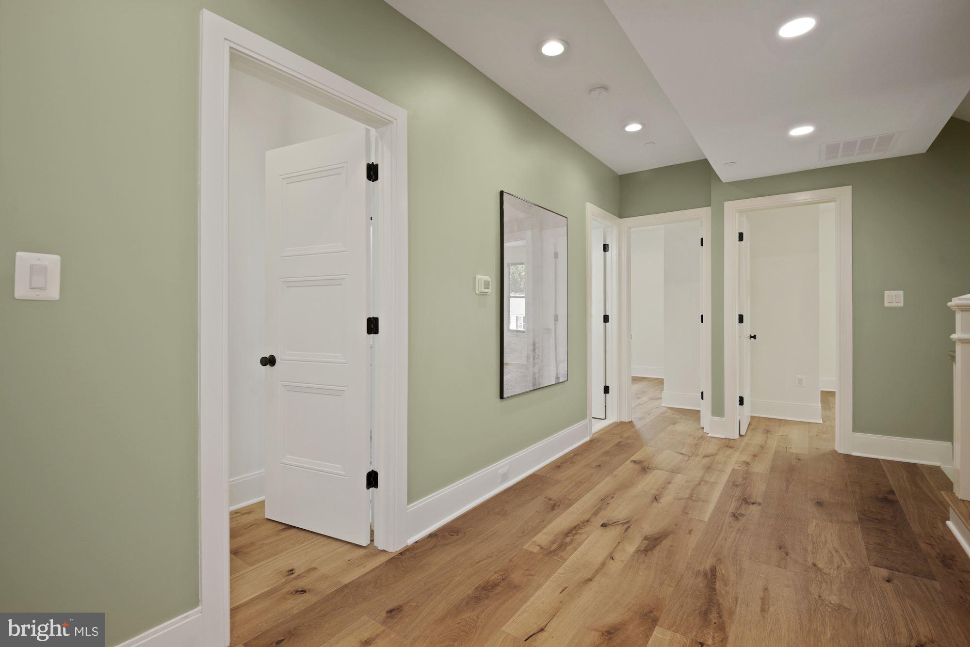 CHEVY CHASE - Residential