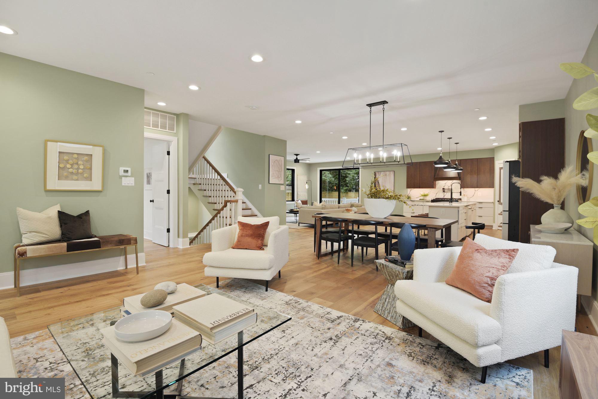 CHEVY CHASE - Residential