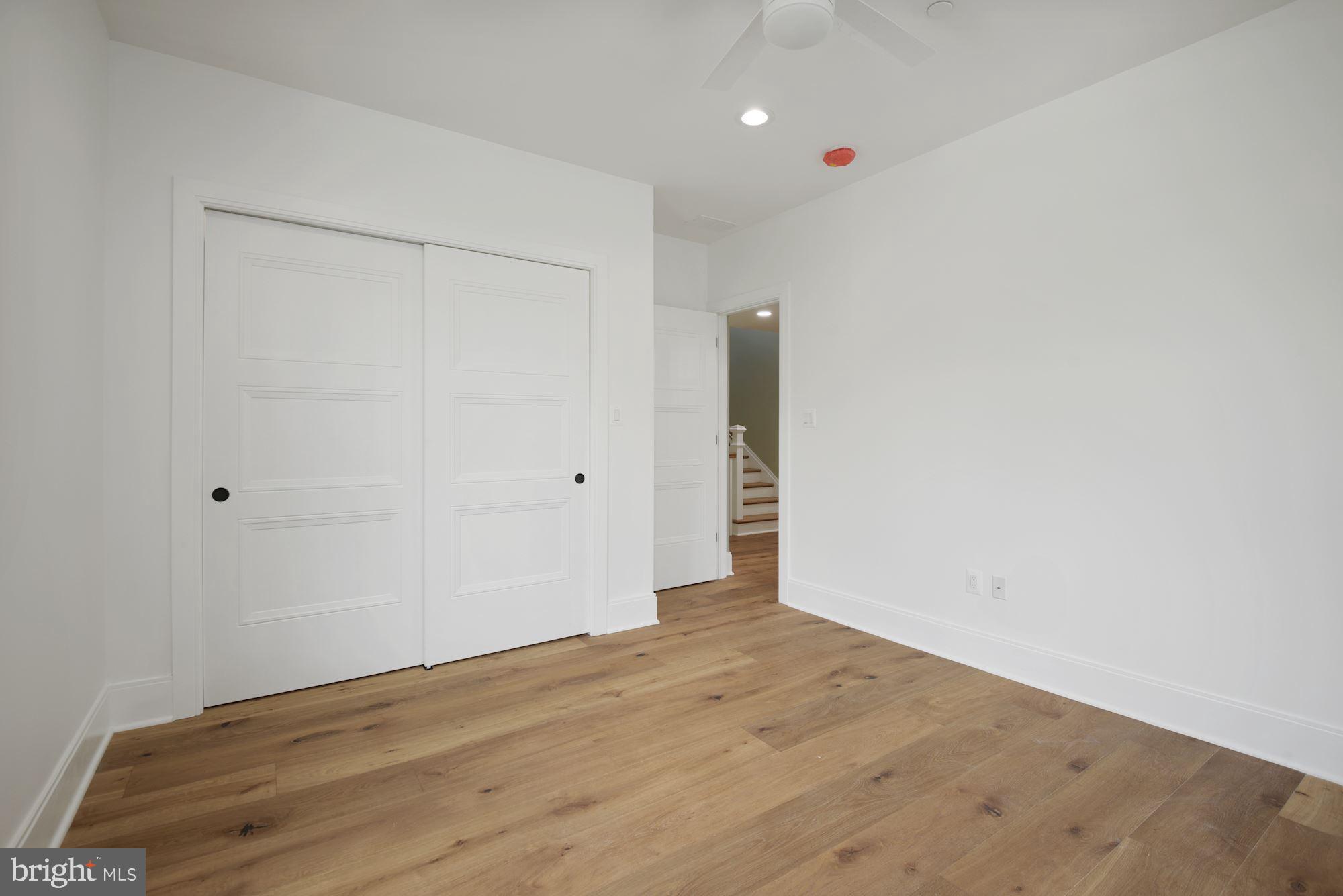 CHEVY CHASE - Residential