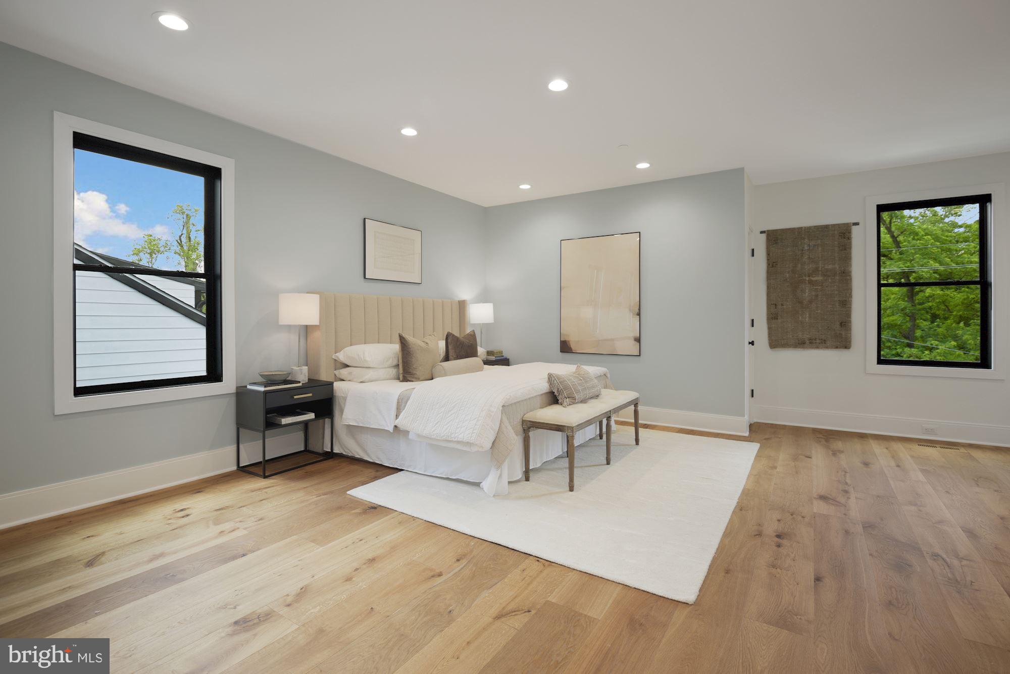 CHEVY CHASE - Residential