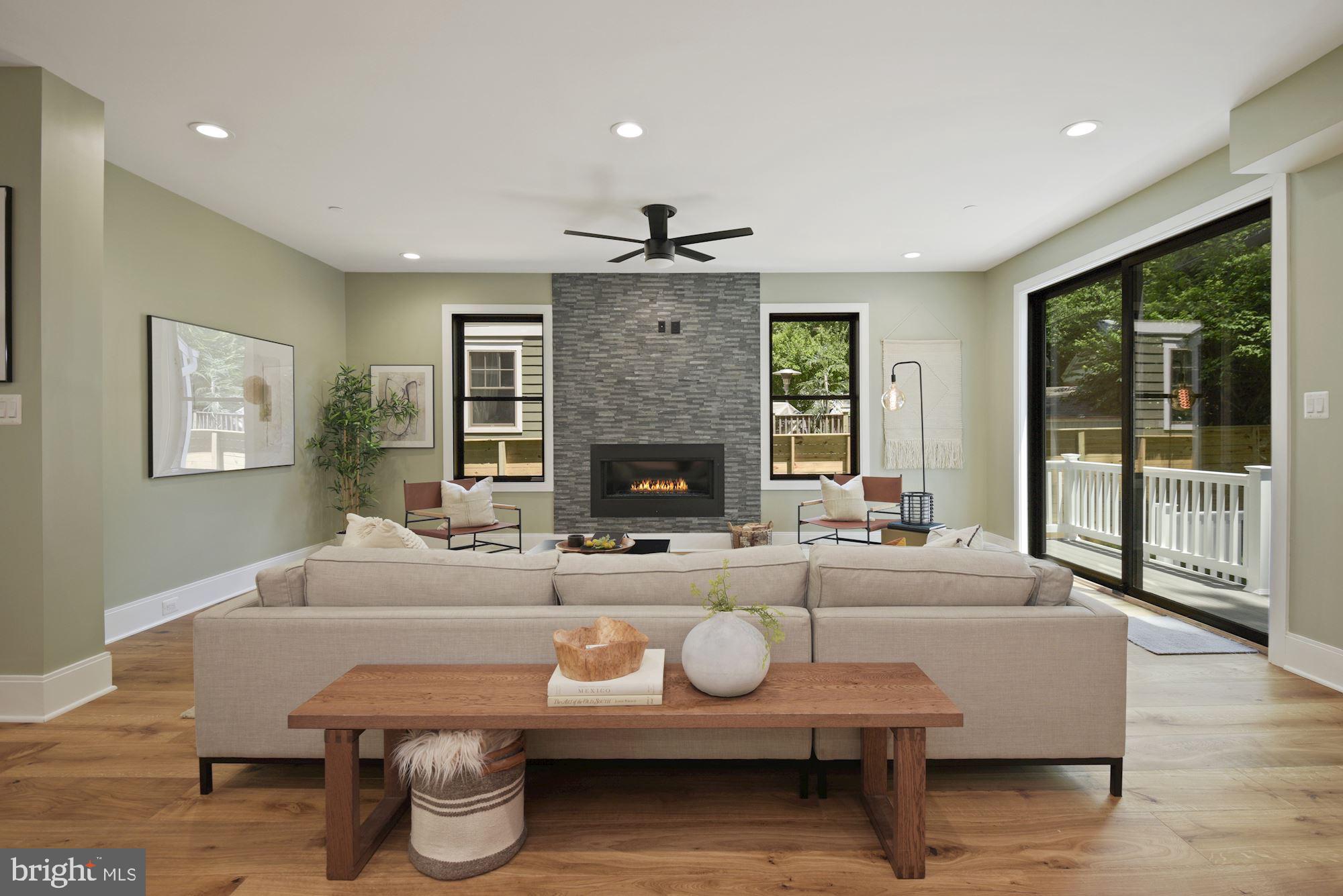 CHEVY CHASE - Residential