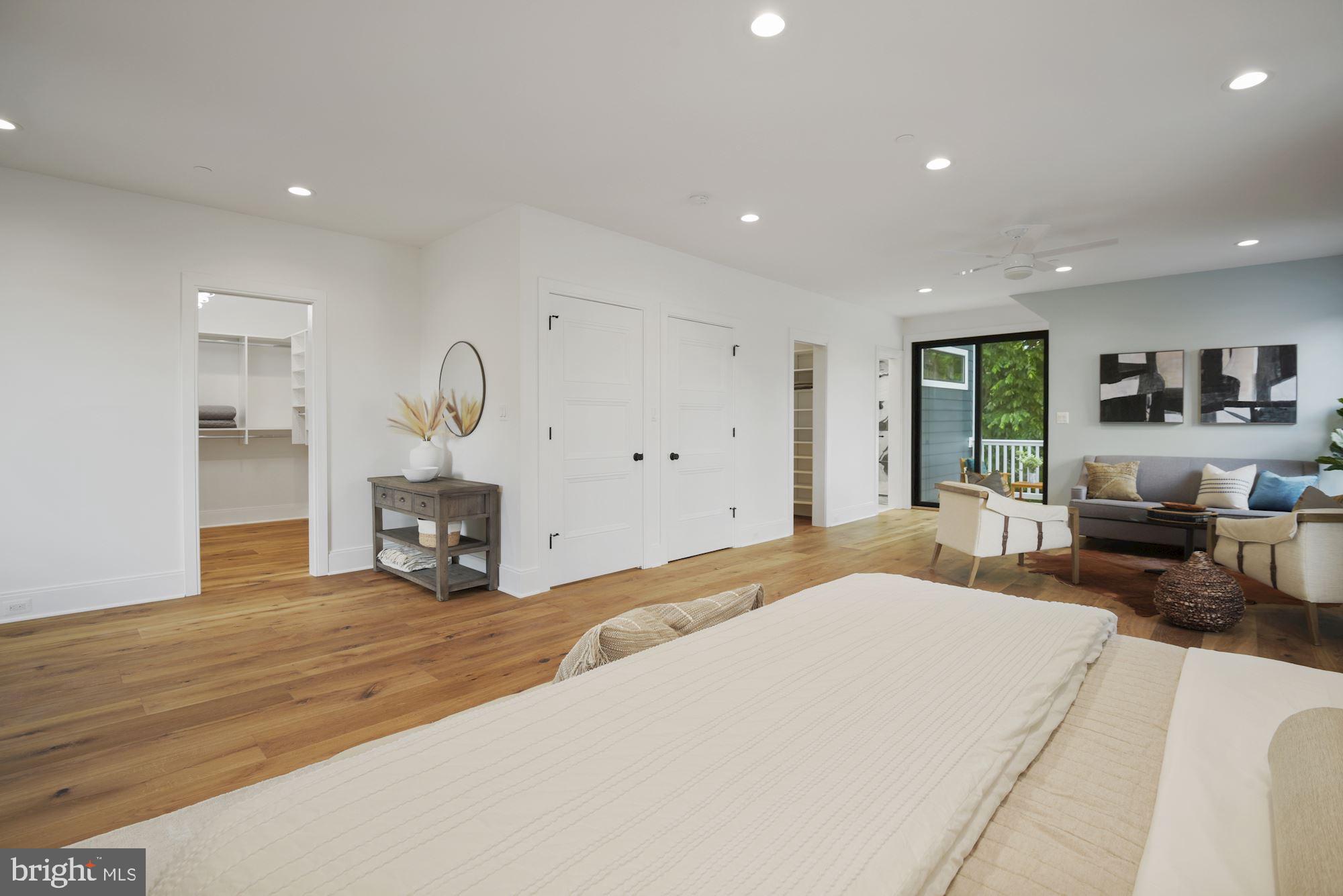 CHEVY CHASE - Residential